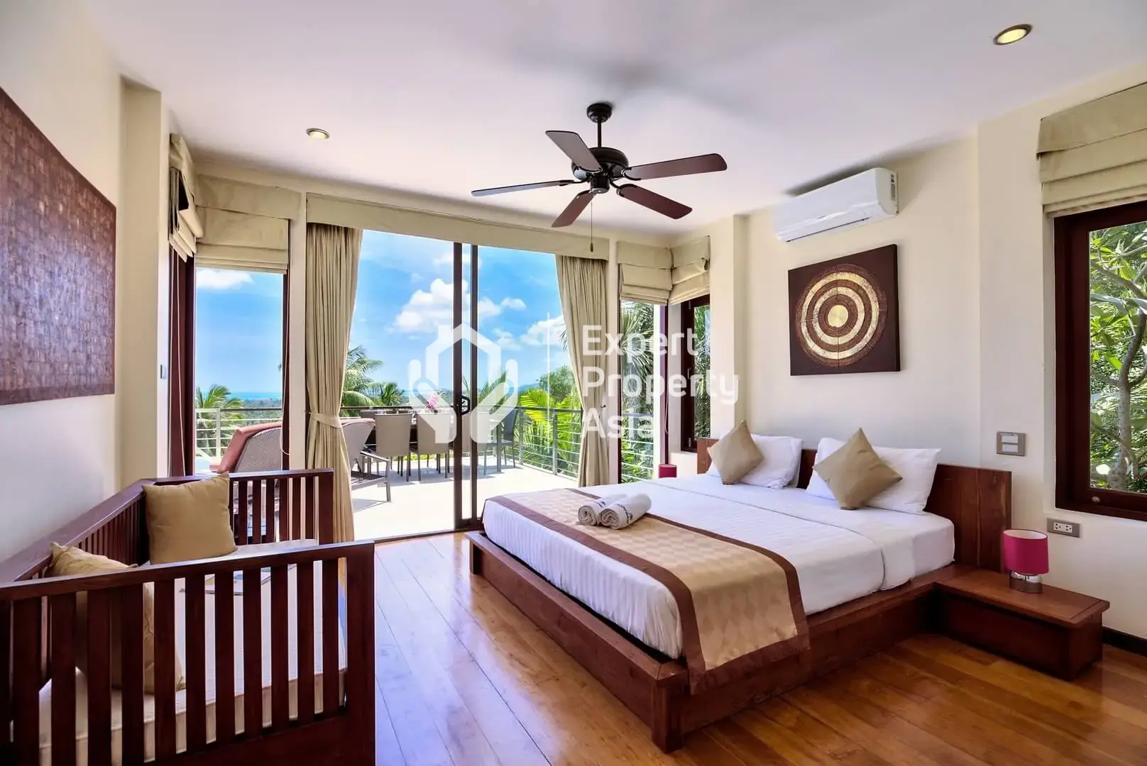 "Beautiful 5-Bedroom Freehold Villa 1752 with Breathtaking Sea Views in Bang Por!"