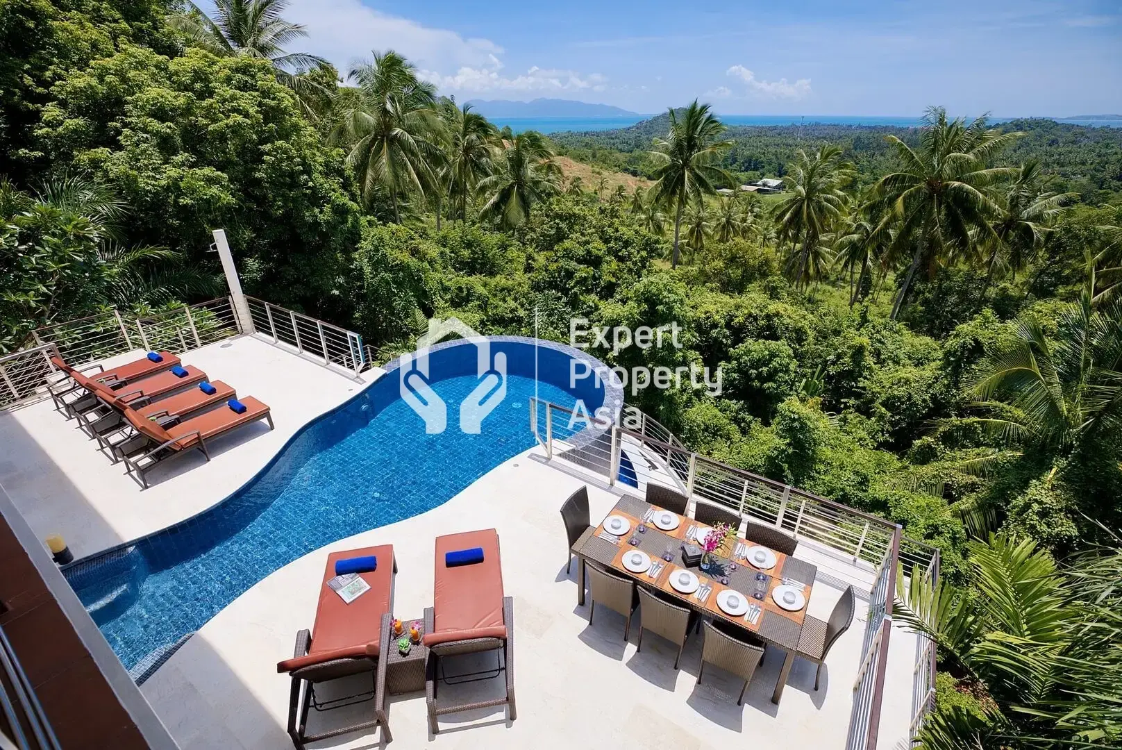 "Beautiful 5-Bedroom Freehold Villa 1752 with Breathtaking Sea Views in Bang Por!"