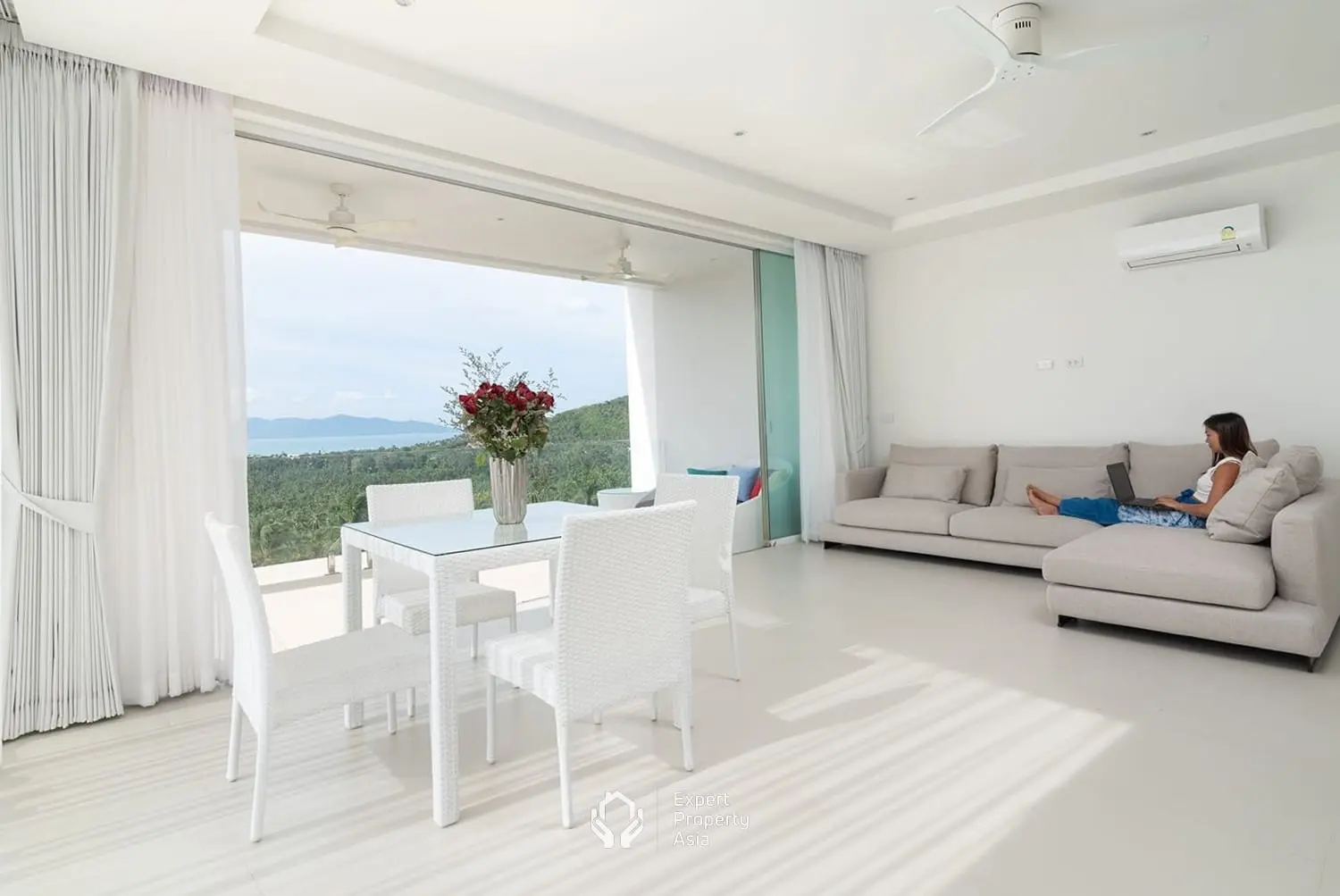 PENTHOUSE D'UNE CHAMBRE AVEC UNE VUE PANORAMIQUE À COUPER LE SOUFFLE