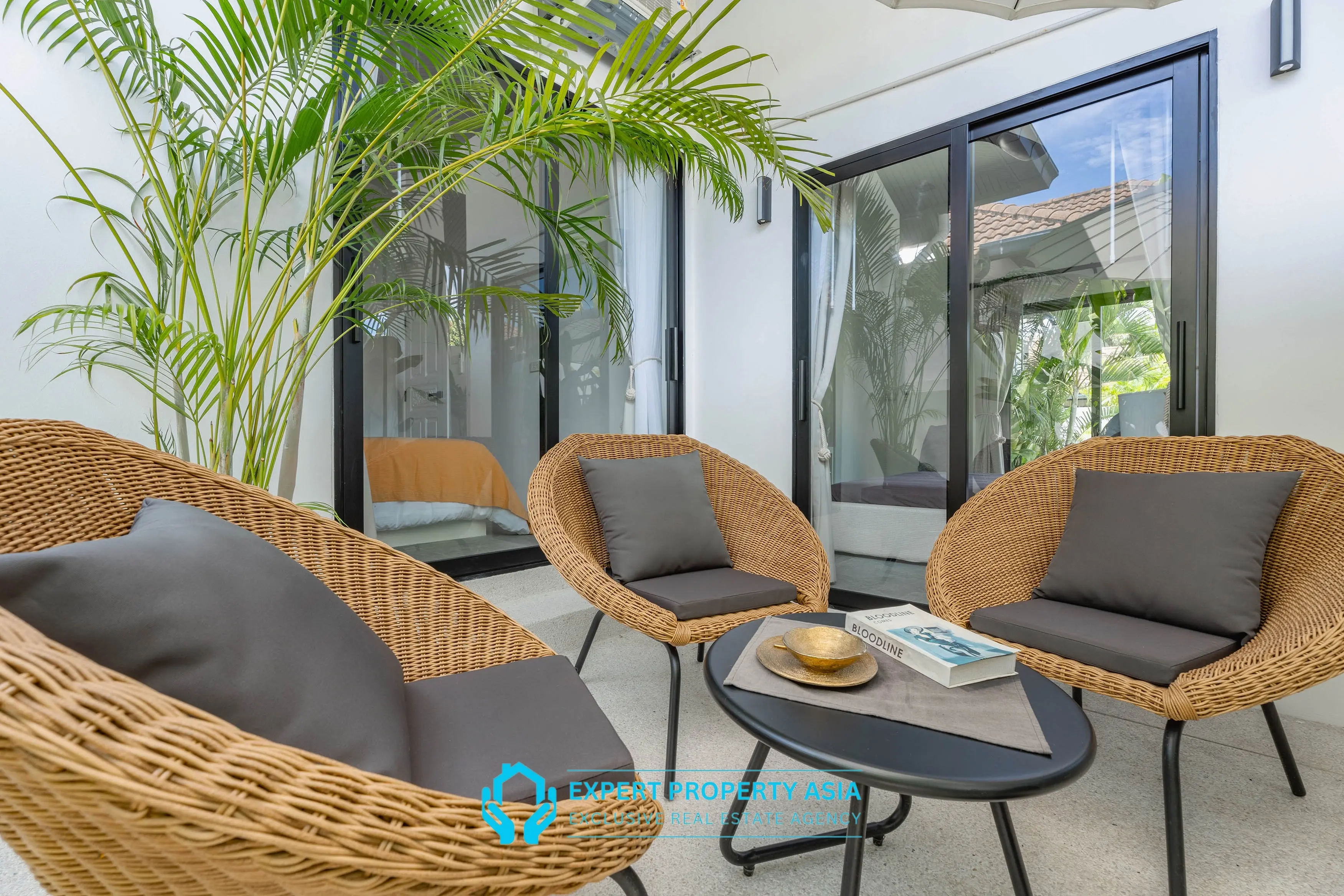 Modern 5-Bedroom Pool Villa in Prime Jomtien Location – Ideal for Family Living or Investment