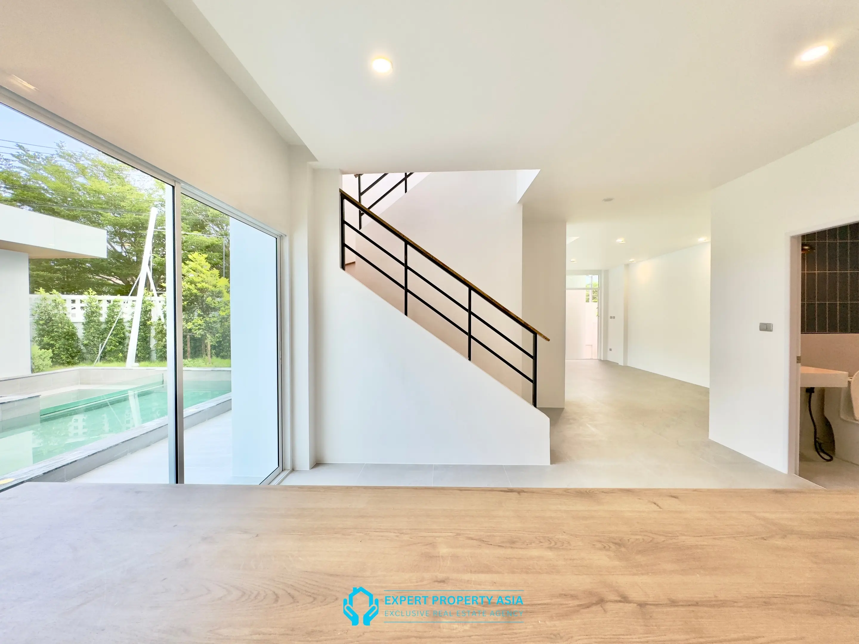 Renovated 4-Bedroom Villa for Sale Near British International School, Ko Kaew