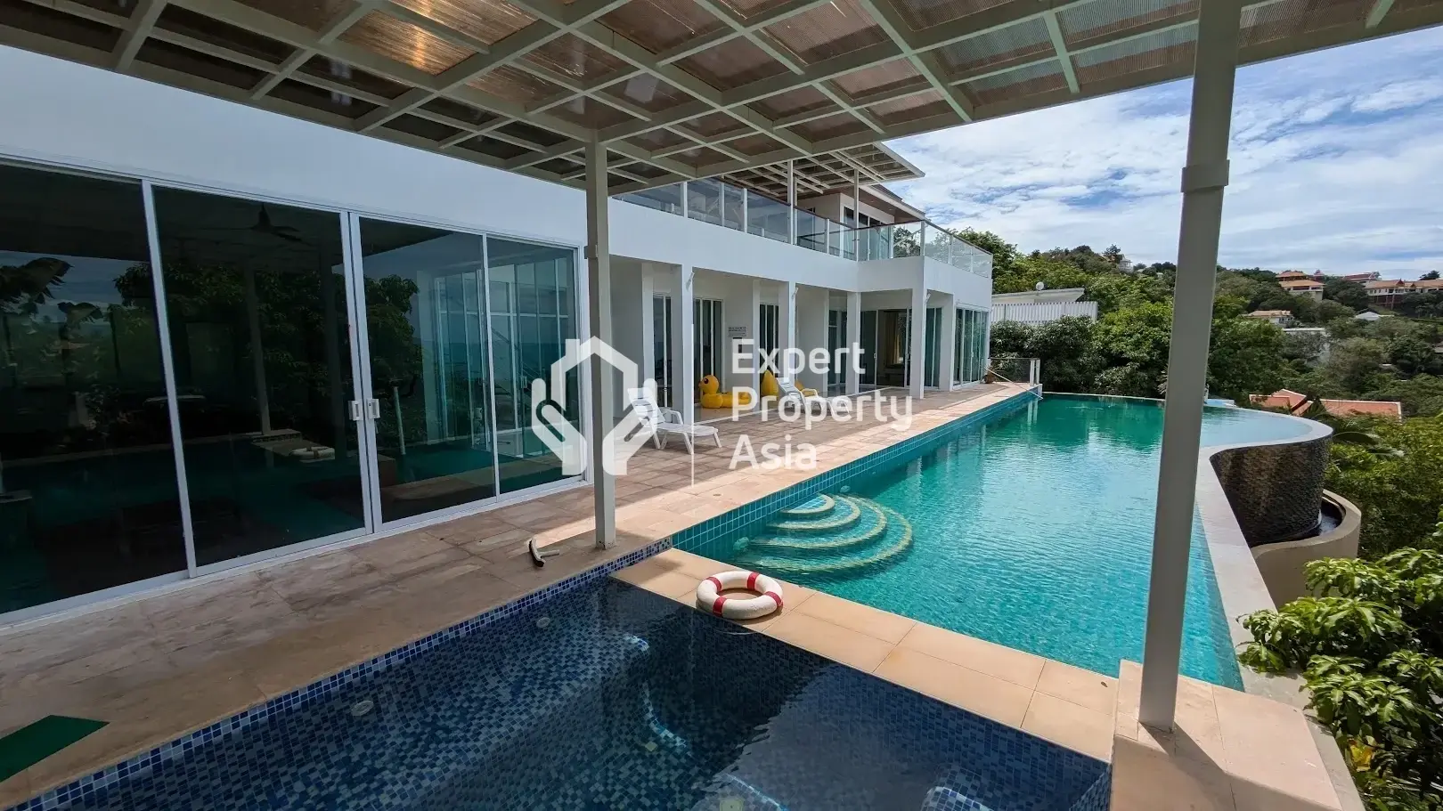 À vendre : Luxueuse villa de 6 chambres avec vue imprenable sur la mer, Bang Por, Koh Samui