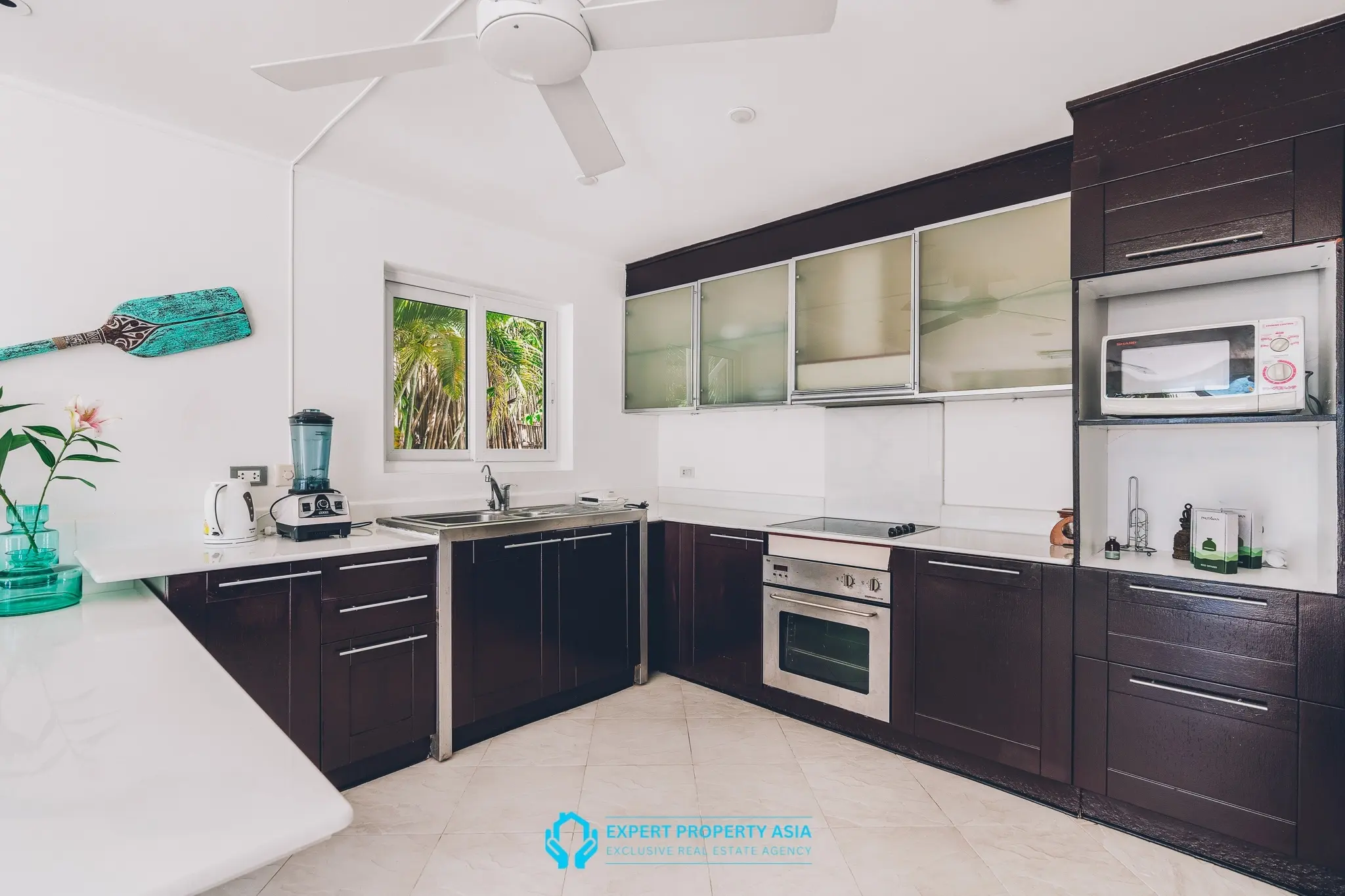 "Exclusive Luxury Beachfront Villa – Just 50 Meters from the Sea in Koh Samui"