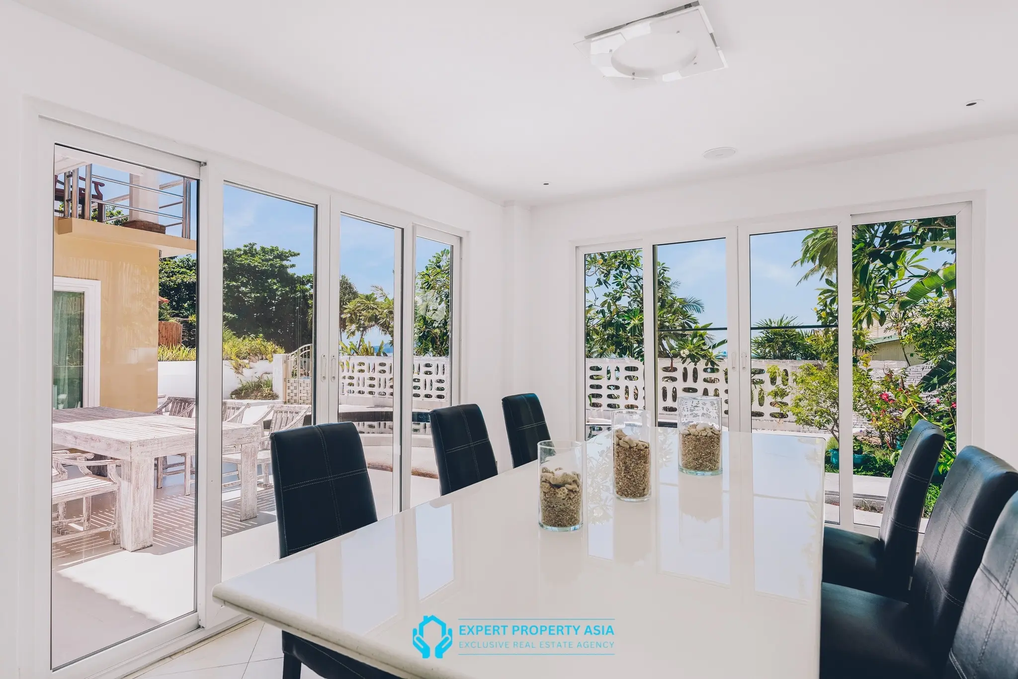 "Exclusive Luxury Beachfront Villa – Just 50 Meters from the Sea in Koh Samui"