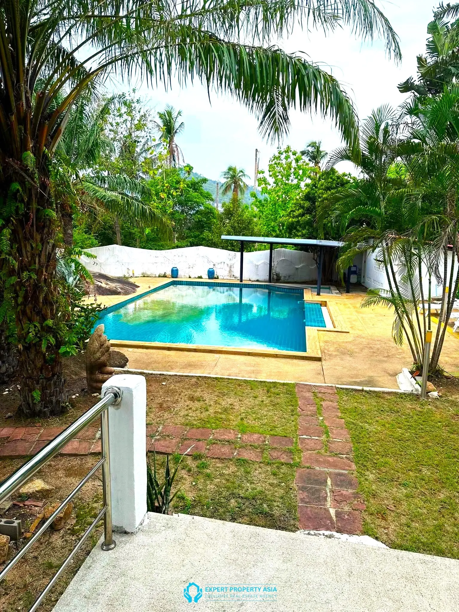 Rare Find: Spacious 4-Bedroom Villa with Land | 1 Rai in the Heart of Plai Laem, Koh Samui