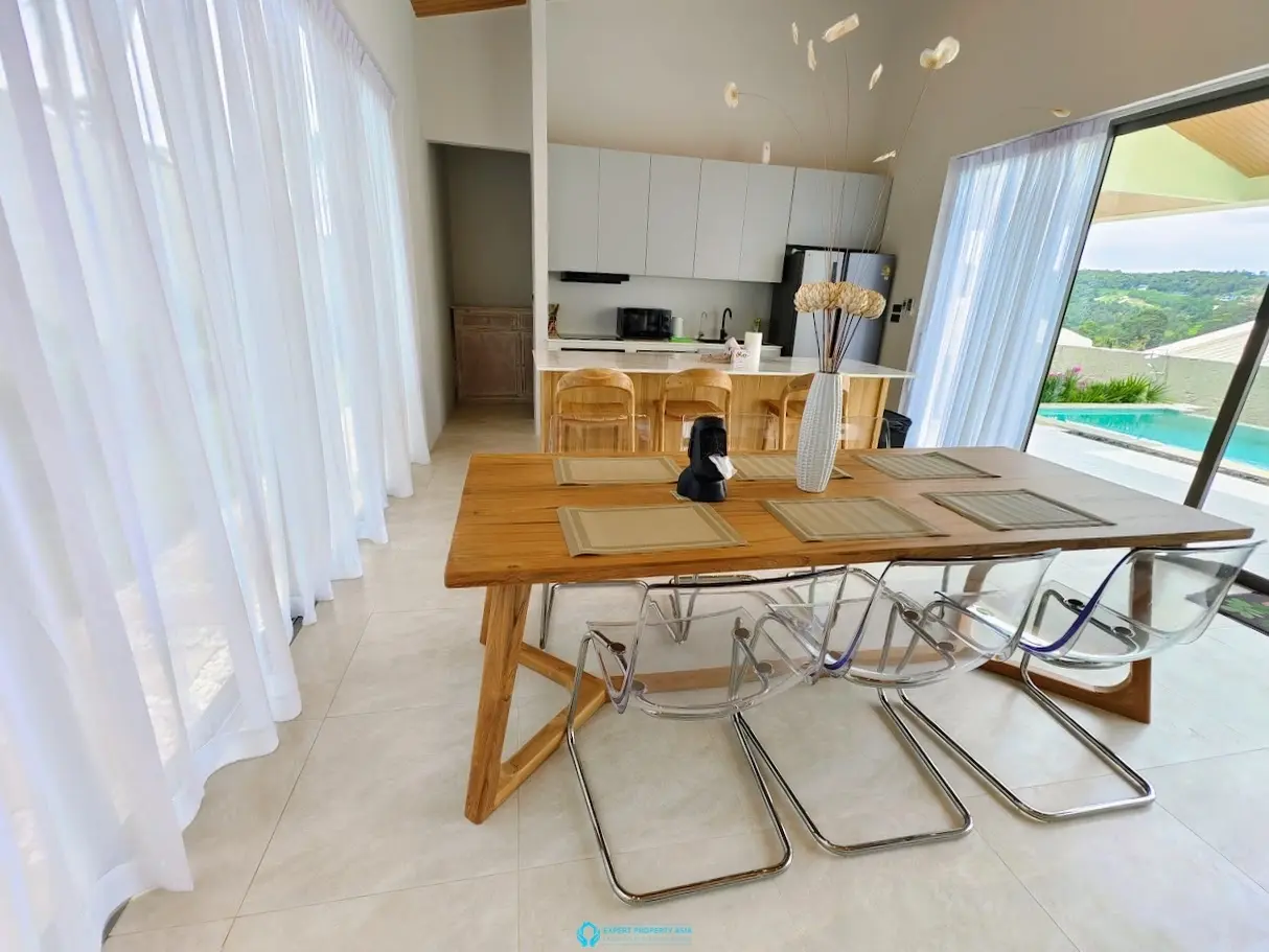 Modern 3-Bedroom Villa with Pool, Garden & Parking – Long-Term in Maenam