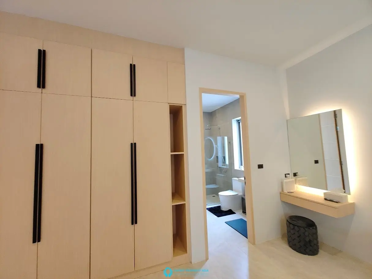 Modern 3-Bedroom Villa with Pool, Garden & Parking – Long-Term in Maenam