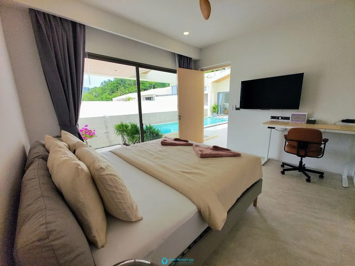 Modern 3-Bedroom Villa with Pool, Garden & Parking – Long-Term in Maenam