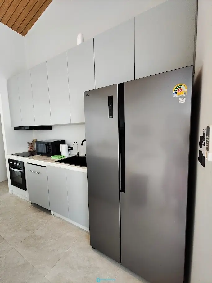 Modern 3-Bedroom Villa with Pool, Garden & Parking – Long-Term in Maenam