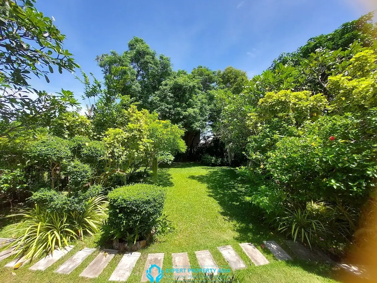 Exclusive 5-Bedroom Pool Villa Just Steps from Plai Laem Beach | Long-Term Rental