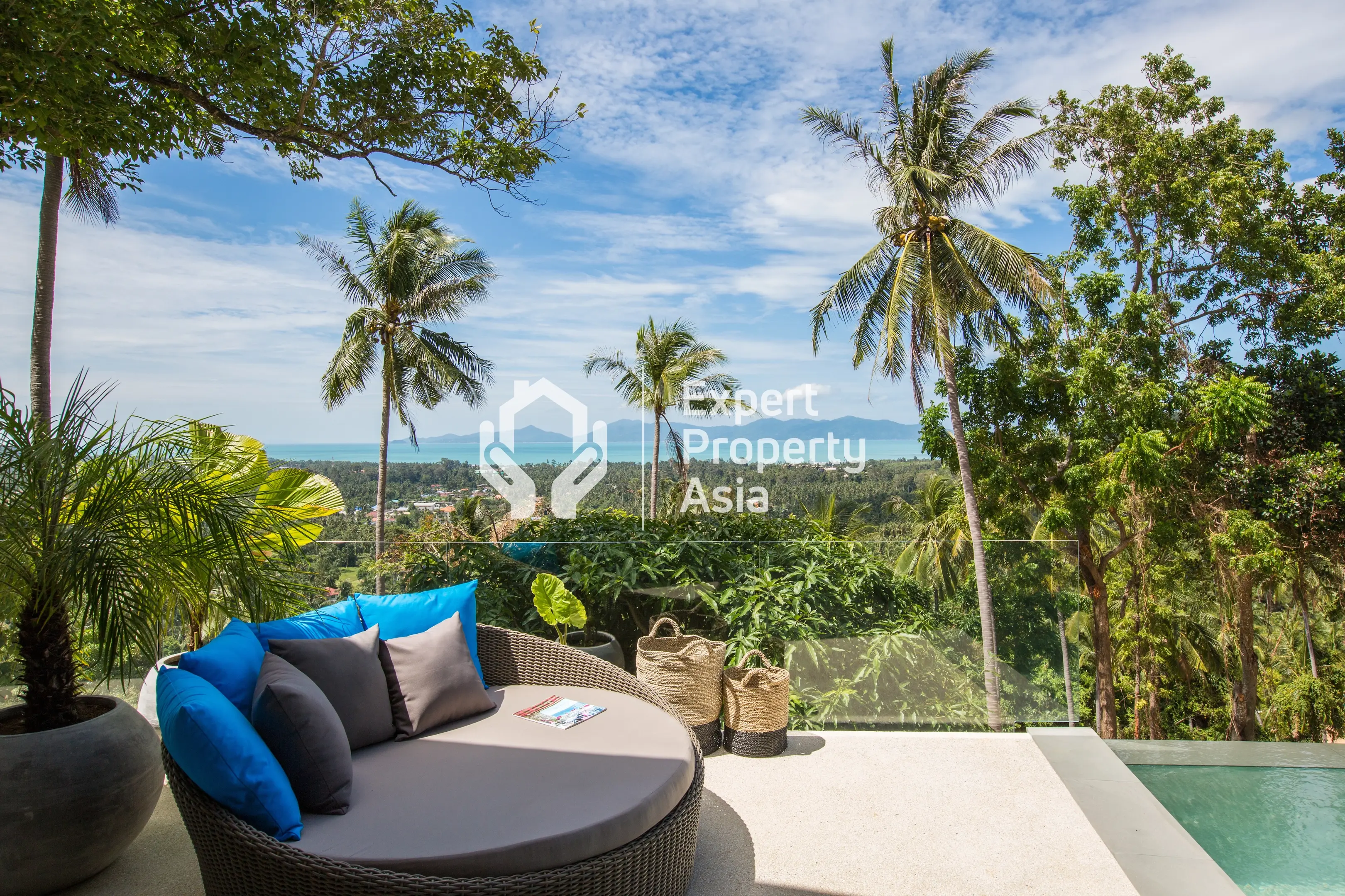 Villa de luxe 4 chambres avec vue sur la mer et piscine à la plage de Maenam, Koh Samui