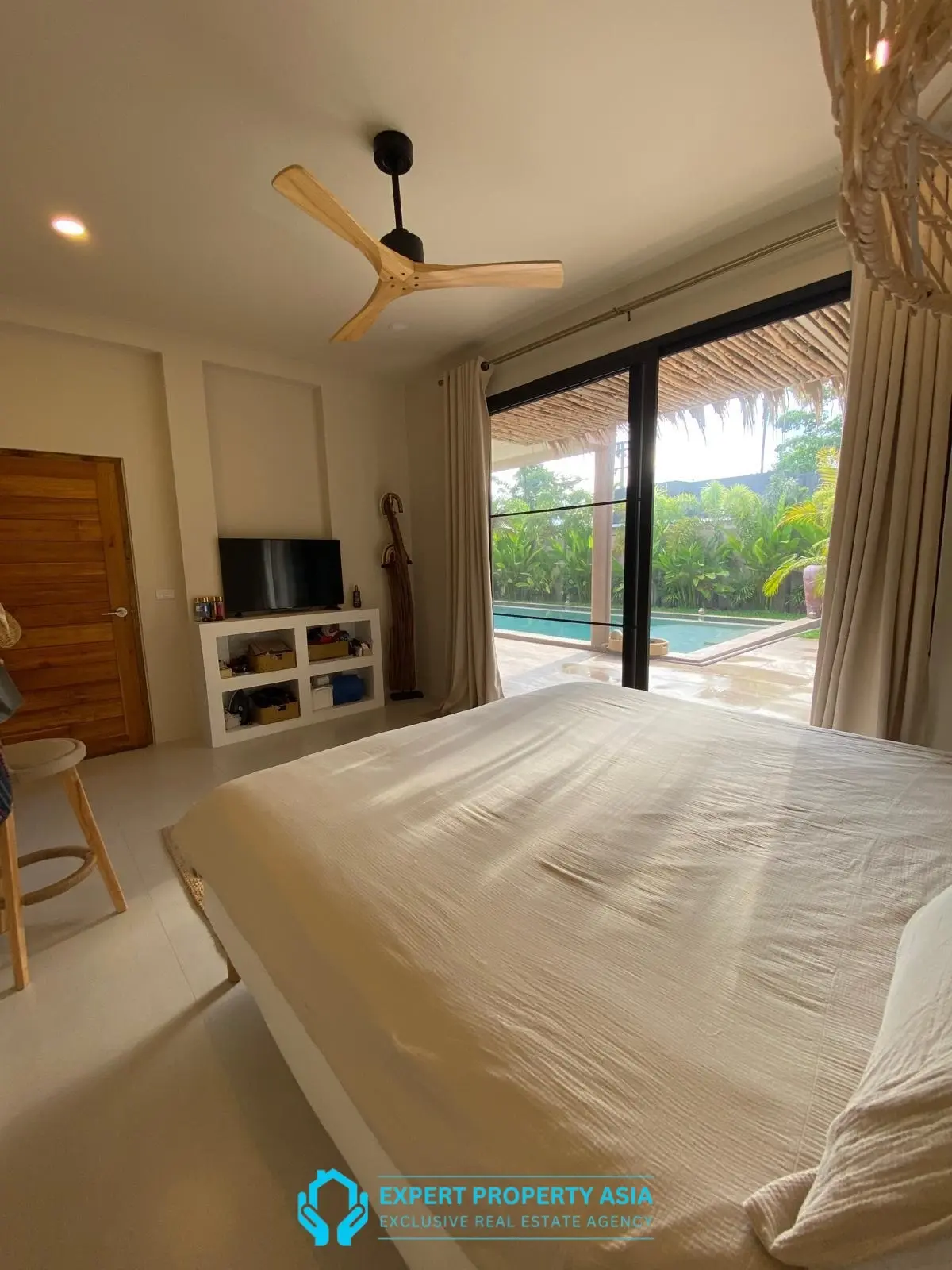 Stylish 3-Bedroom Pool Villa for Sale in Maenam – Quiet Area, Near Beach & Schools