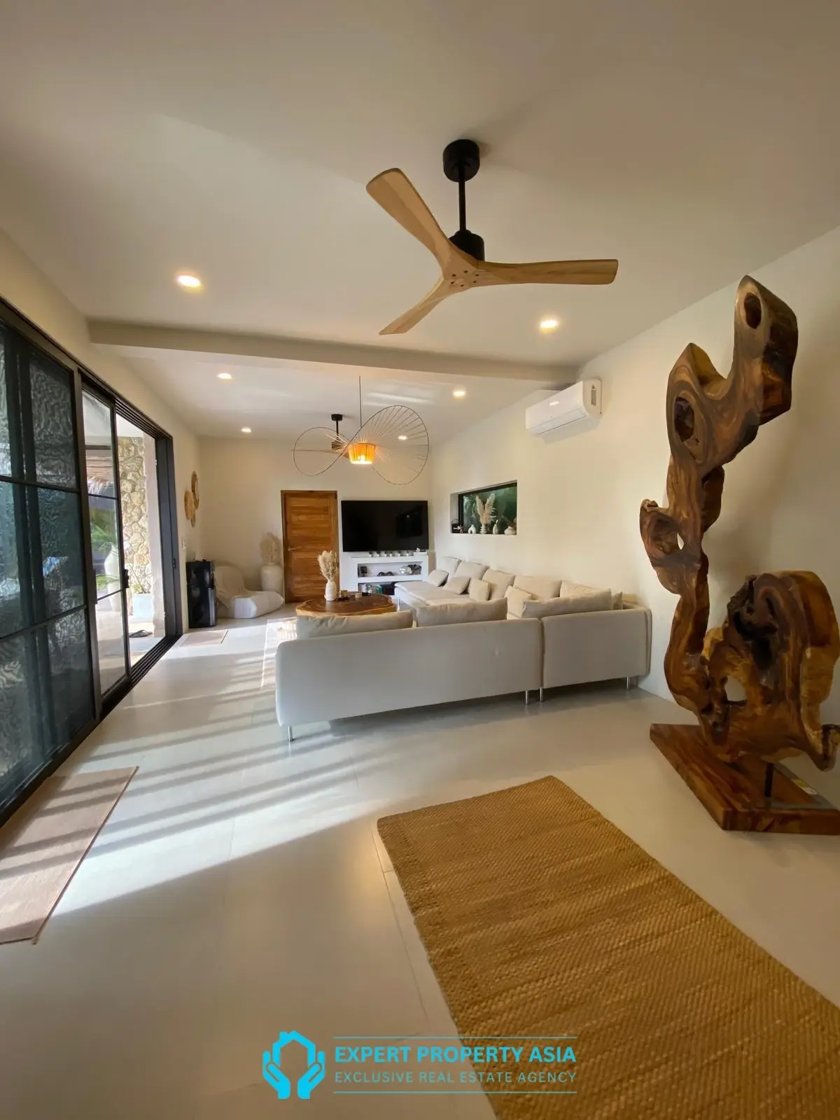 Stylish 3-Bedroom Pool Villa for Sale in Maenam – Quiet Area, Near Beach & Schools