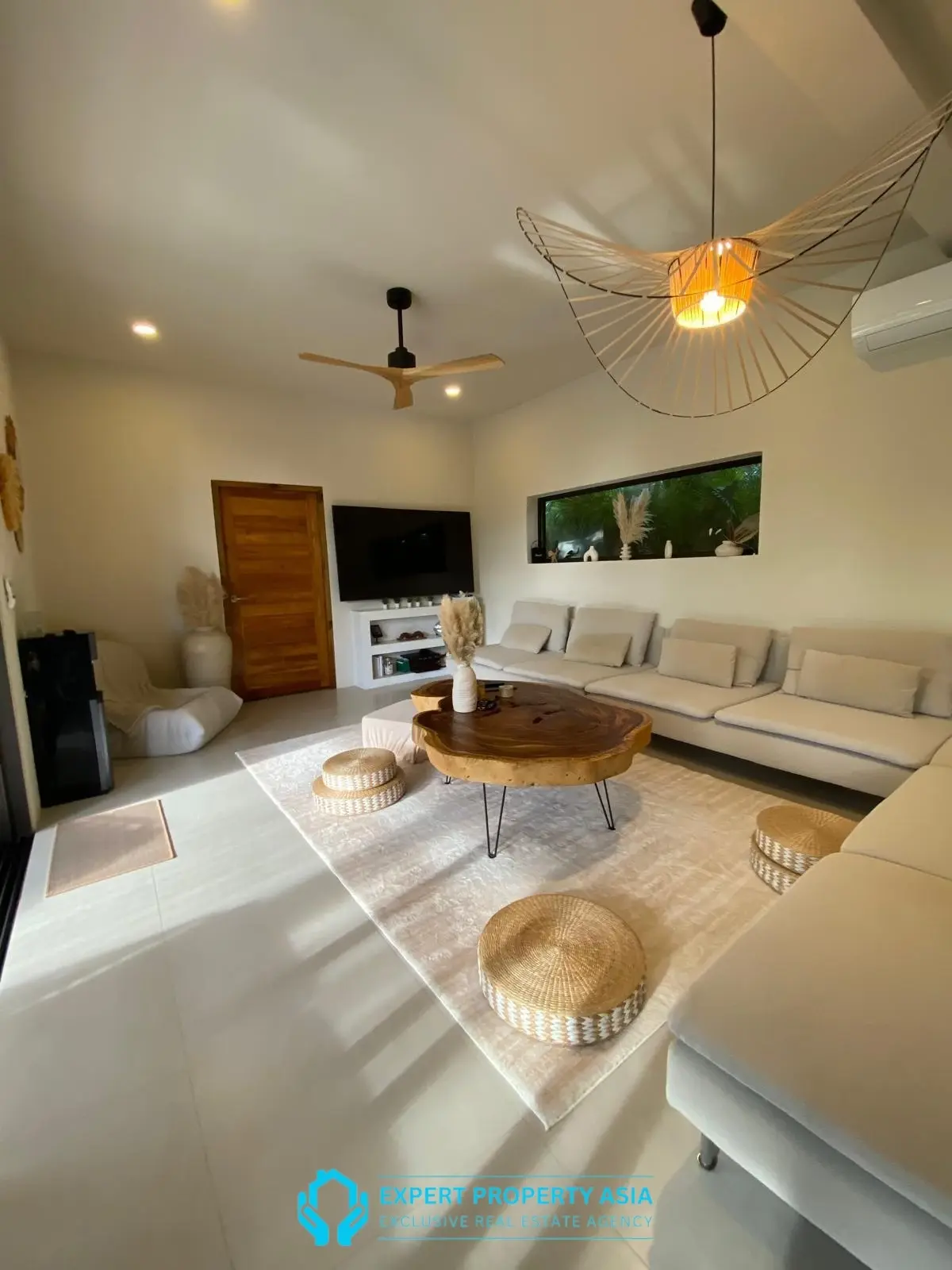 Stylish 3-Bedroom Pool Villa for Sale in Maenam – Quiet Area, Near Beach & Schools