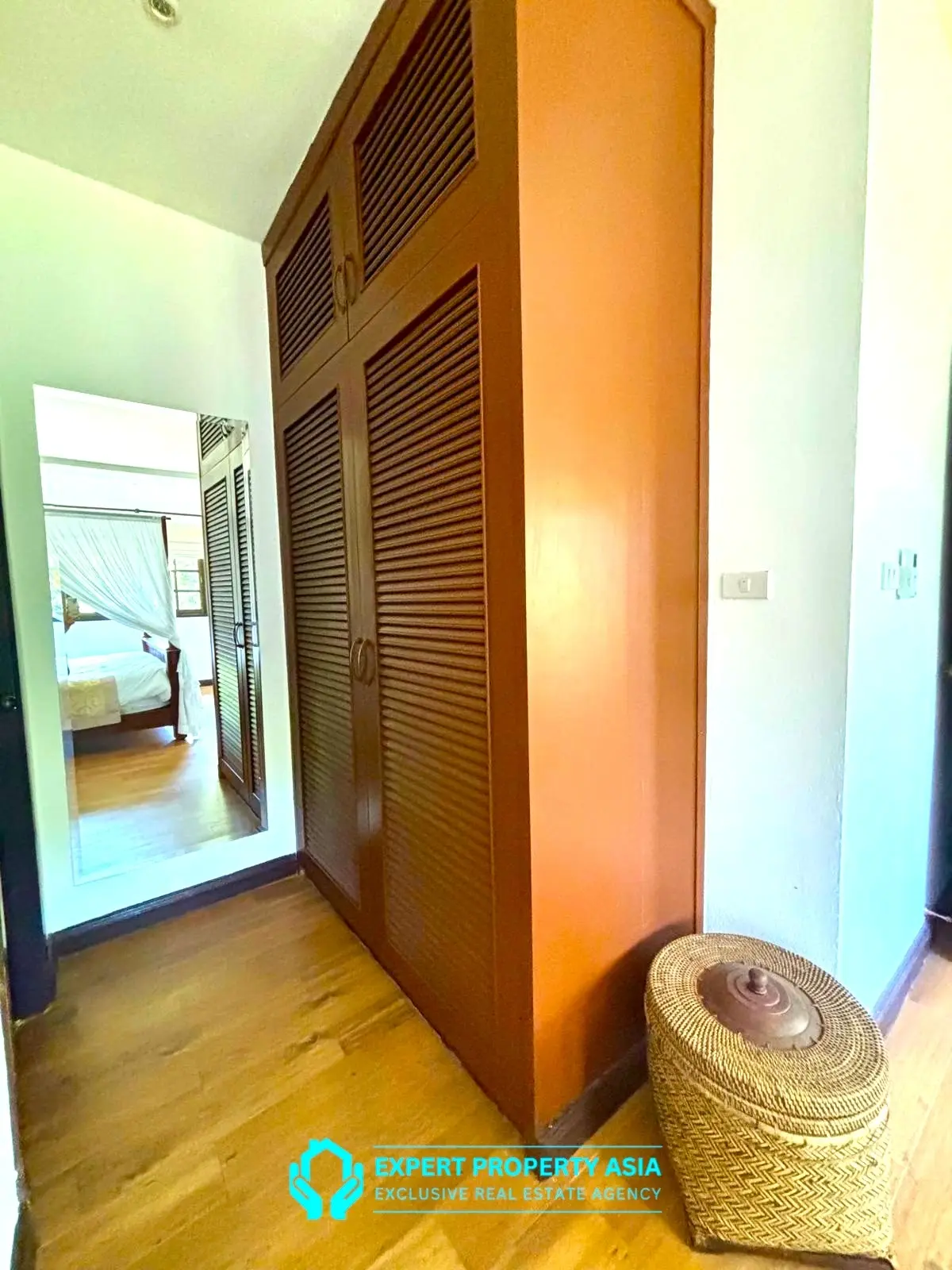 Traditional Thai-Style 4-Bedroom Villa with Private Pool, Bophut