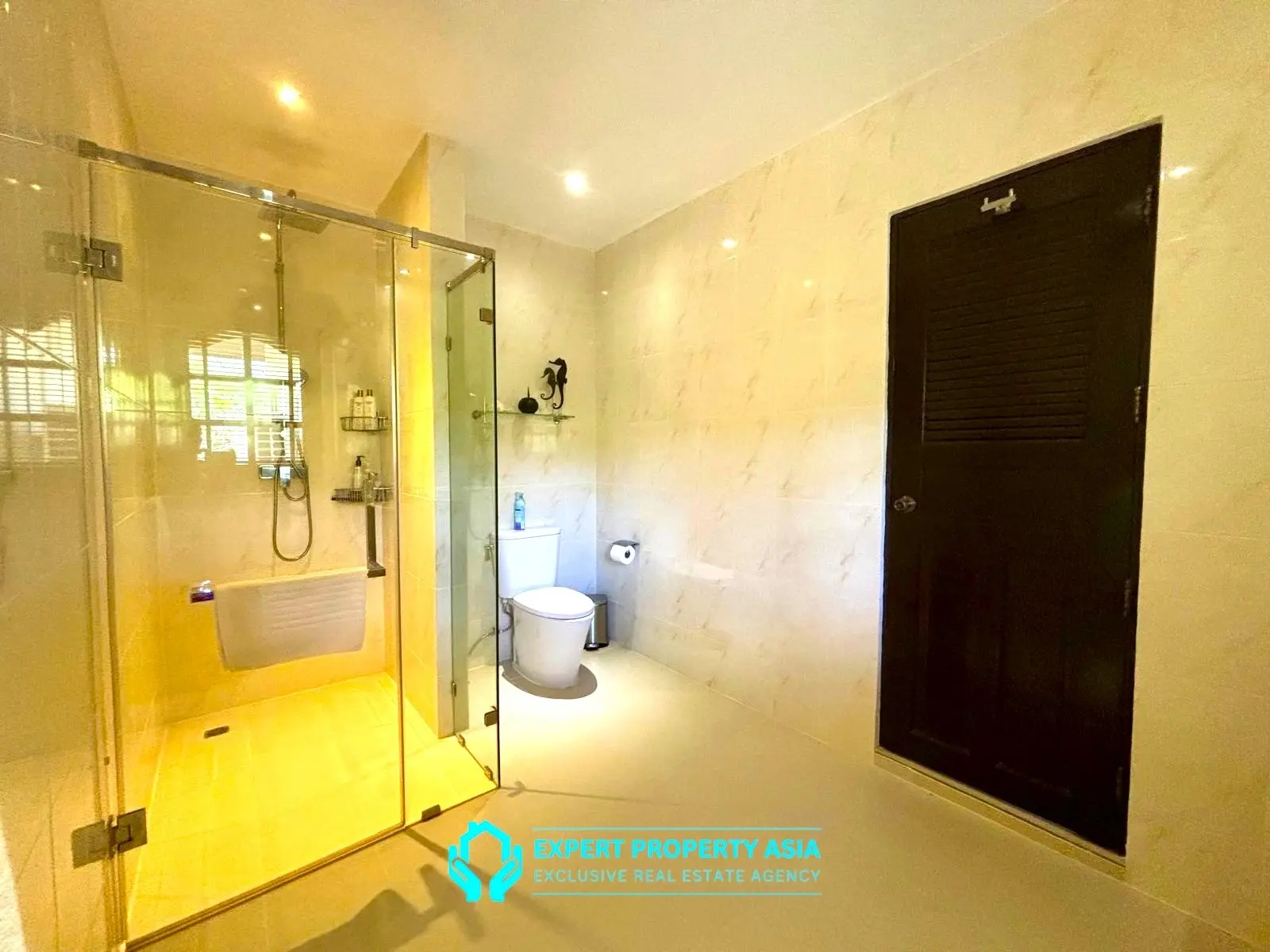 Traditional Thai-Style 4-Bedroom Villa with Private Pool, Bophut