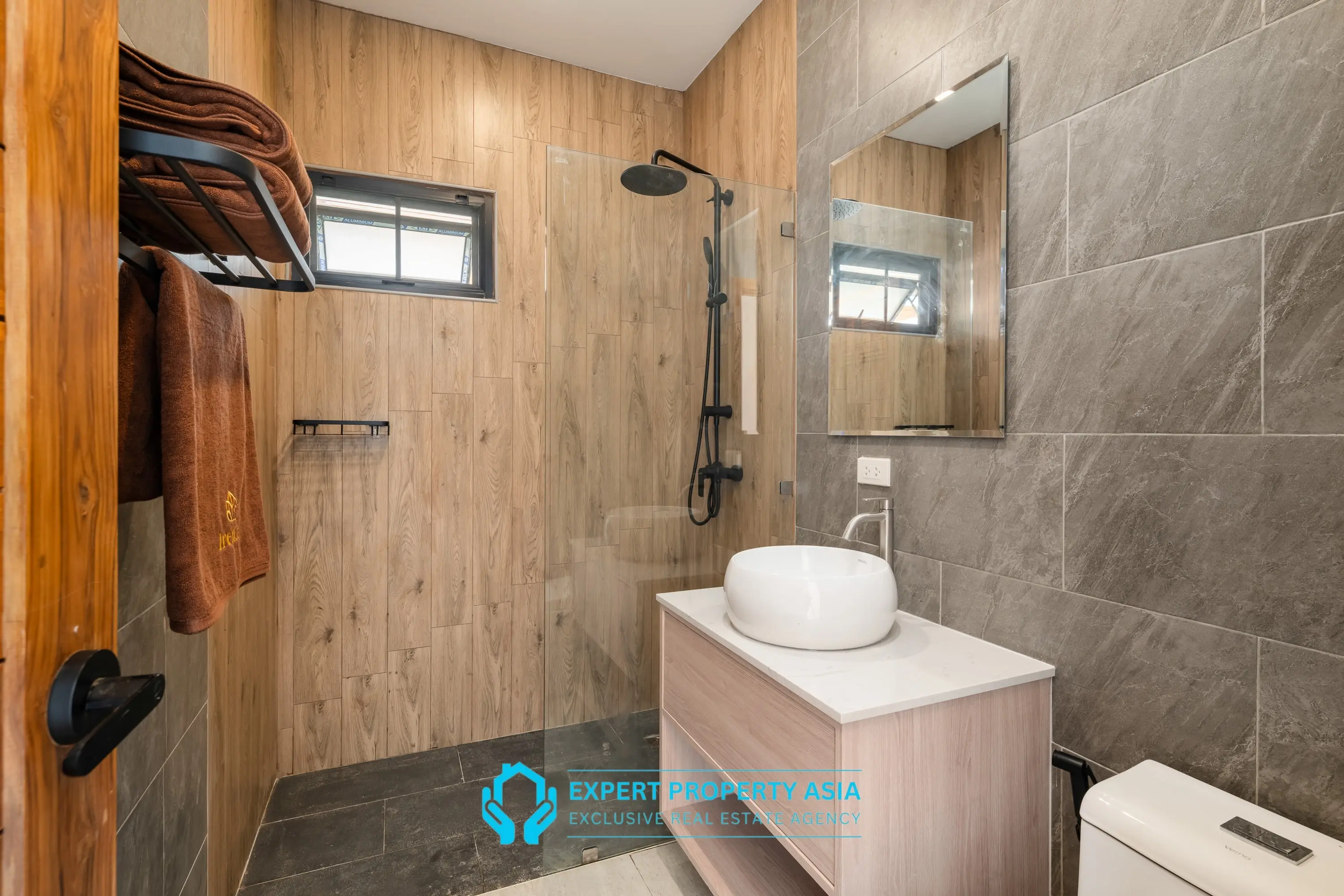 “Exclusive 3-Bedroom Villa in Bo Phut – Peaceful Location, Minutes from Chaweng Beach”