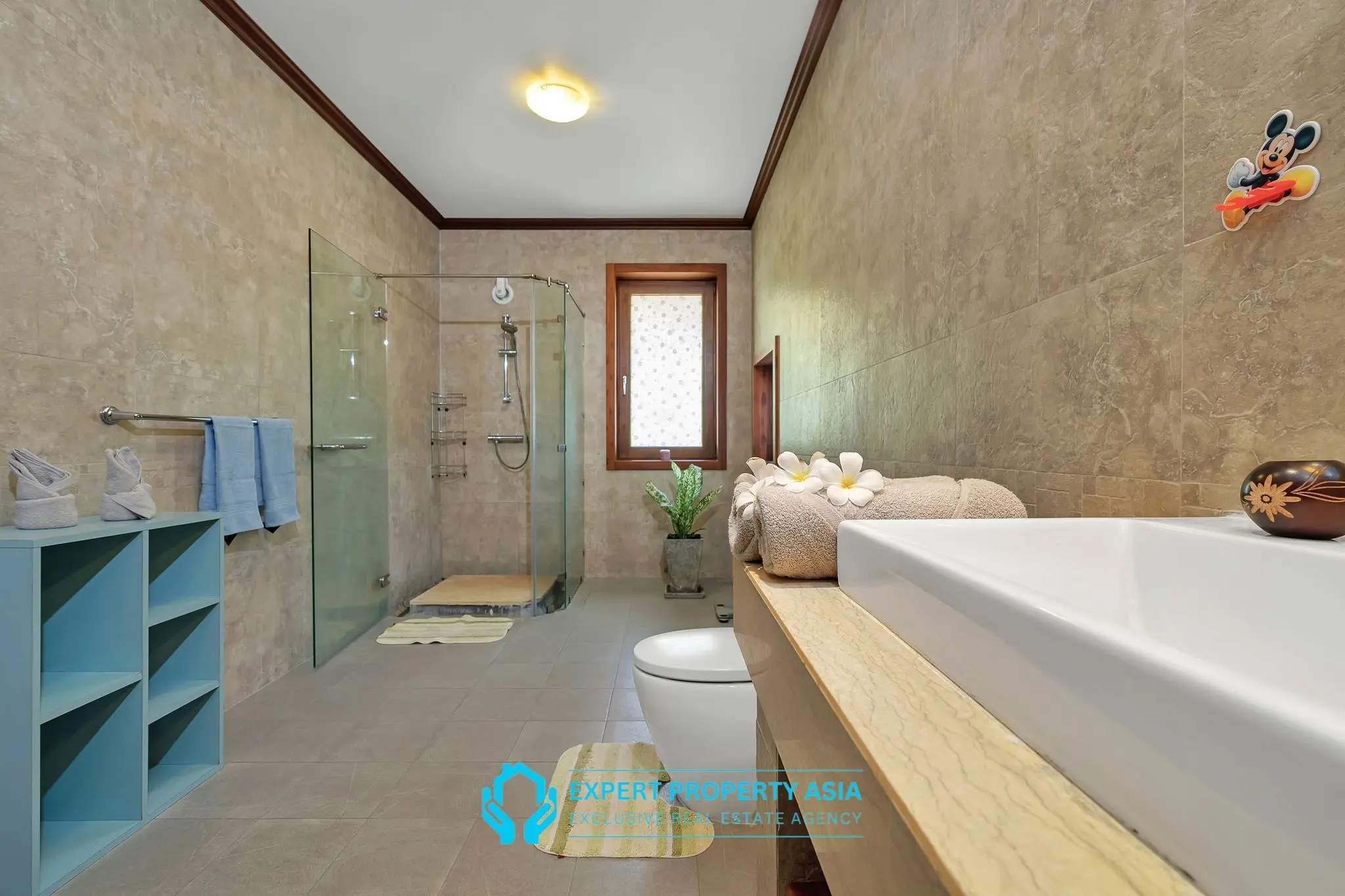 Exclusive 5-Bedroom Sea View Villa with Private Pool – Available for Long-Term Rent