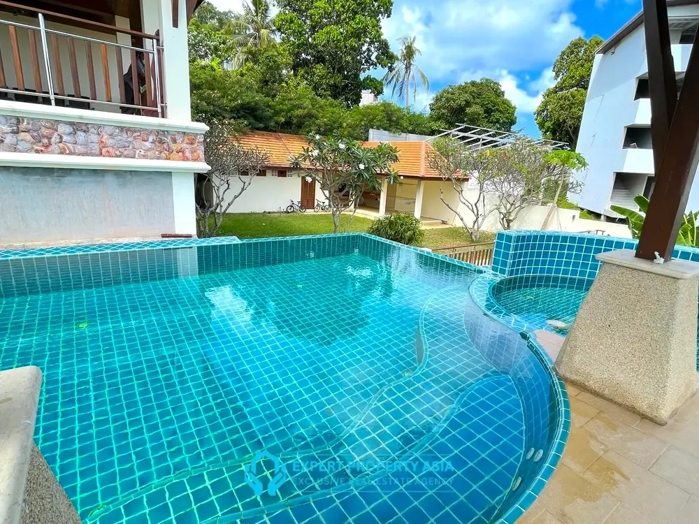 Exclusive 5-Bedroom Sea View Villa with Private Pool – Available for Long-Term Rent