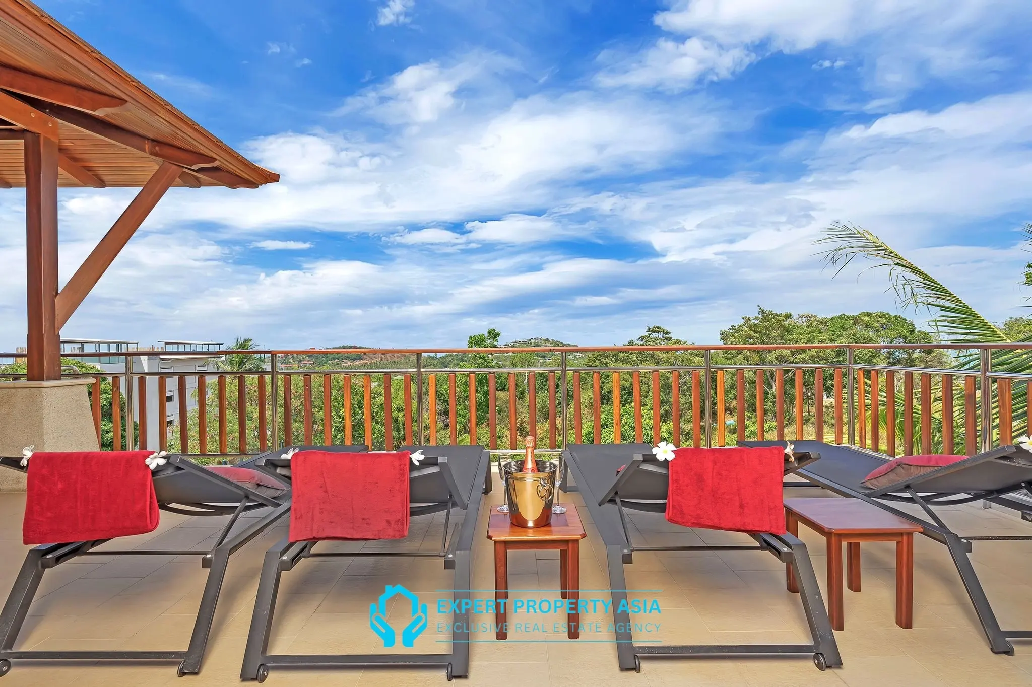 Exclusive 5-Bedroom Sea View Villa with Private Pool – Available for Long-Term Rent