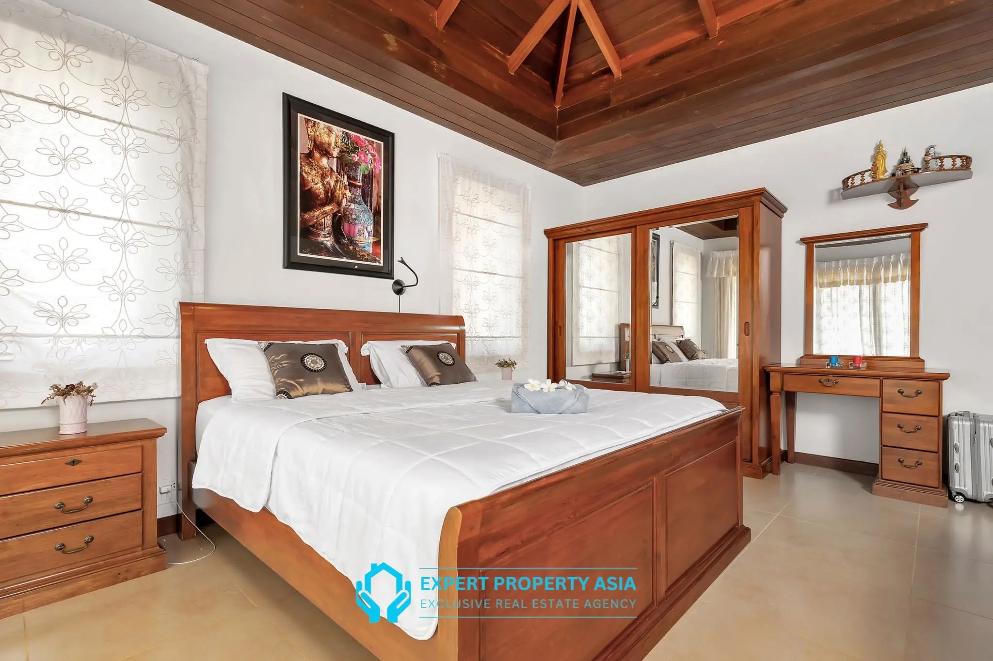 Exclusive 5-Bedroom Sea View Villa with Private Pool – Available for Long-Term Rent