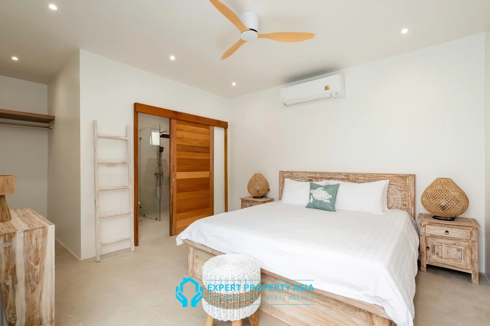 Brand-New 3-Bedroom Villa with Private Pool – Maenam, Koh Samui