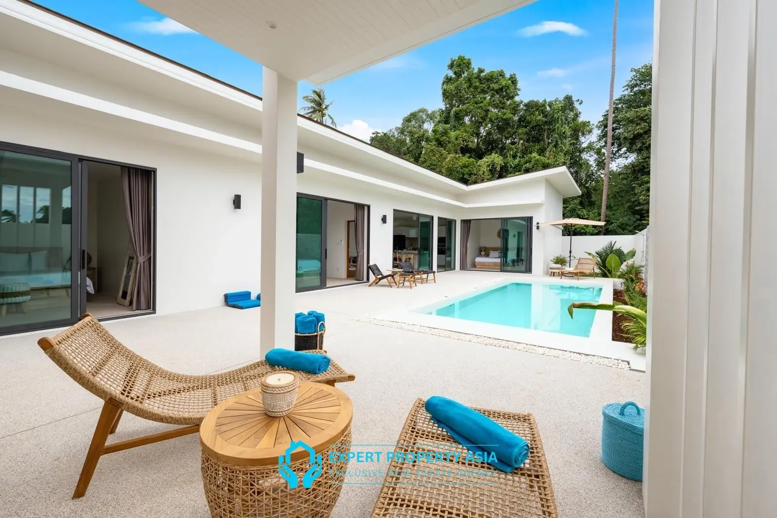 Brand-New 3-Bedroom Villa with Private Pool – Maenam, Koh Samui