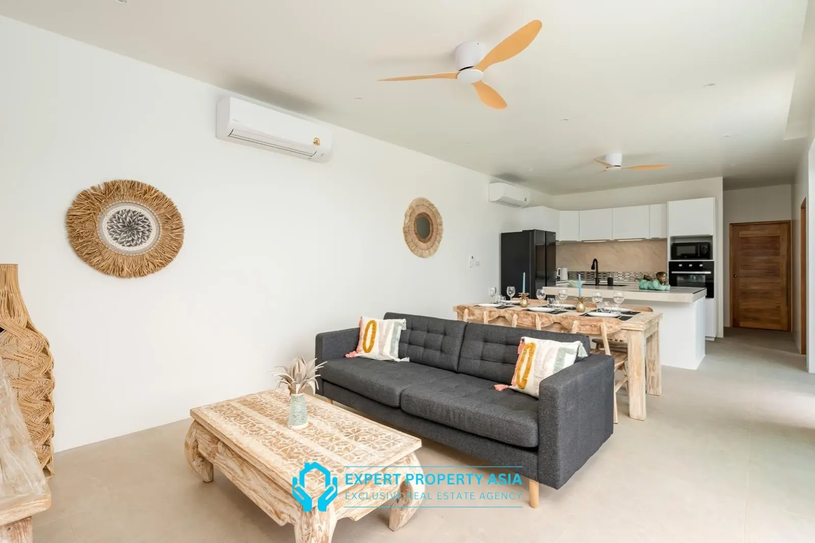 Brand-New 3-Bedroom Villa with Private Pool – Maenam, Koh Samui