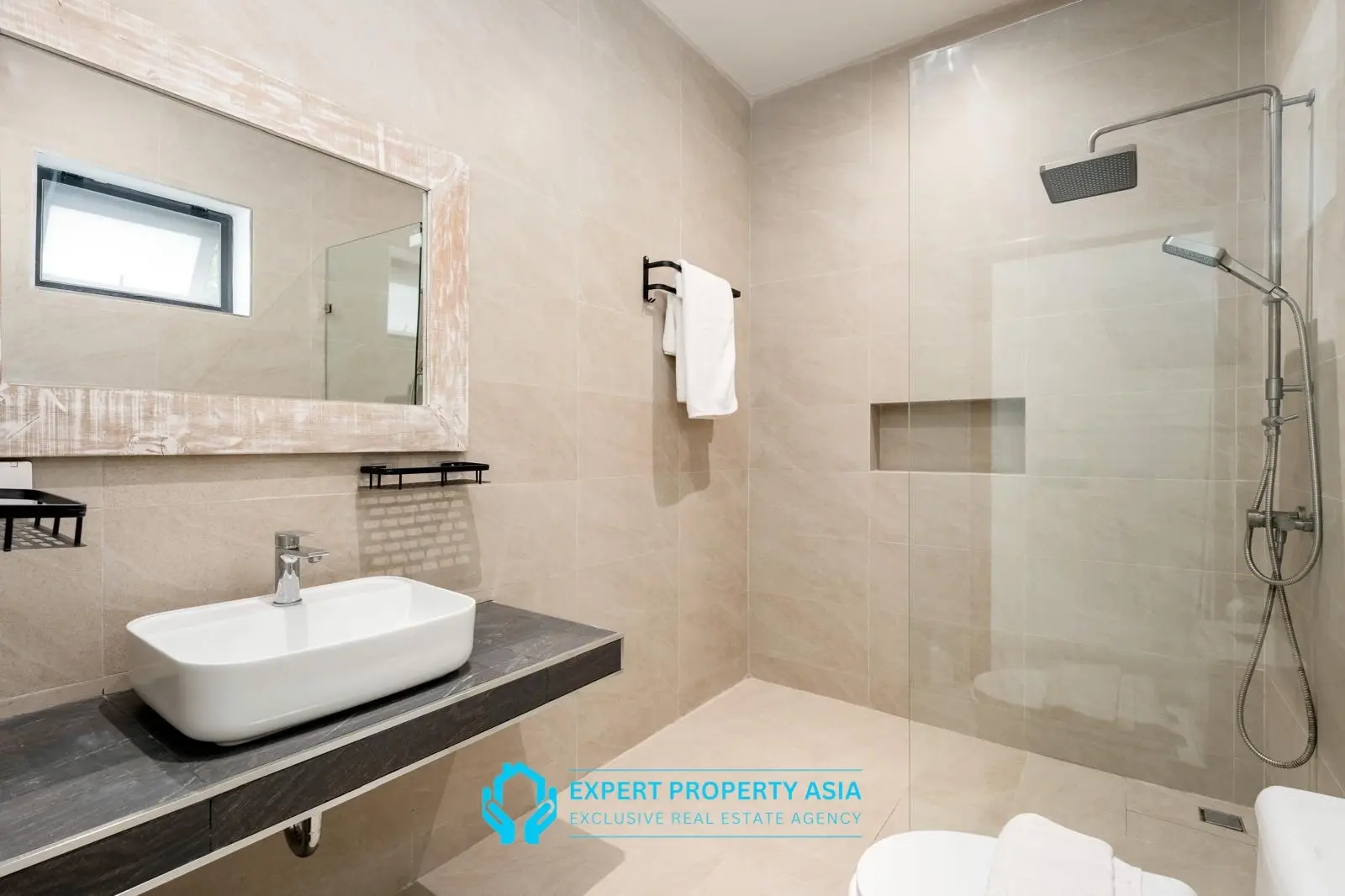 Brand-New 3-Bedroom Villa with Private Pool – Maenam, Koh Samui