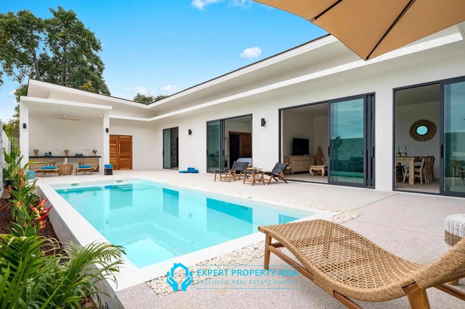 Brand-New 3-Bedroom Villa with Private Pool – Maenam, Koh Samui