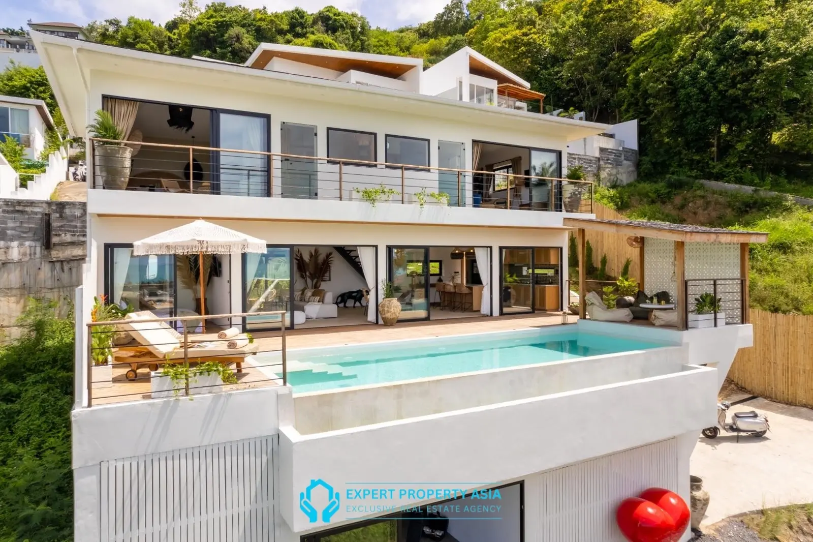 Exclusive Bophut Villa: 3 Bedrooms, Sea View, Private Pool, Just 4 Min from Fisherman Village