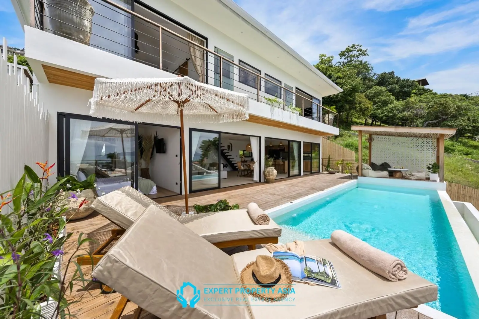 Exclusive Bophut Villa: 3 Bedrooms, Sea View, Private Pool, Just 4 Min from Fisherman Village
