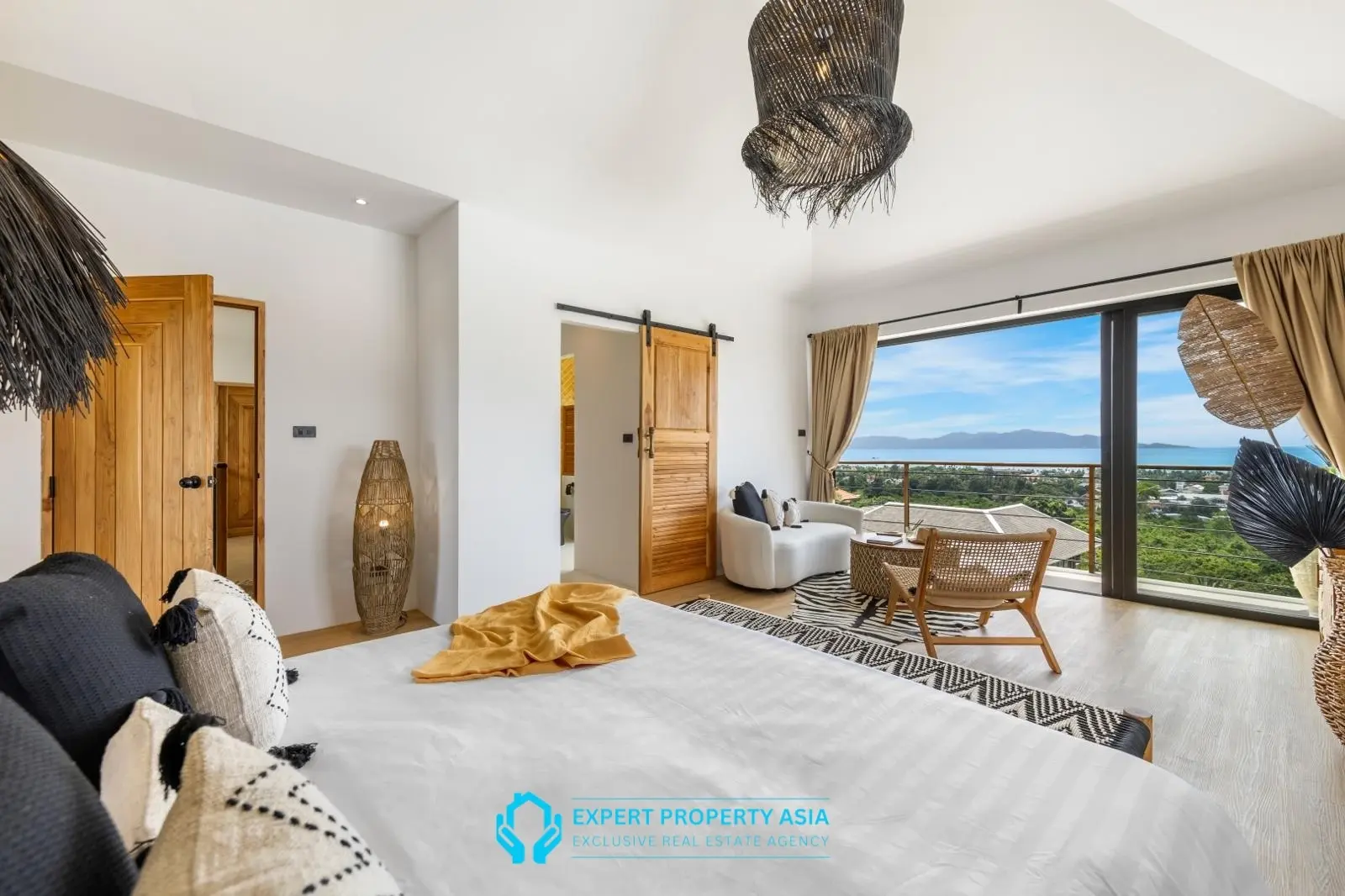 Exclusive Bophut Villa: 3 Bedrooms, Sea View, Private Pool, Just 4 Min from Fisherman Village