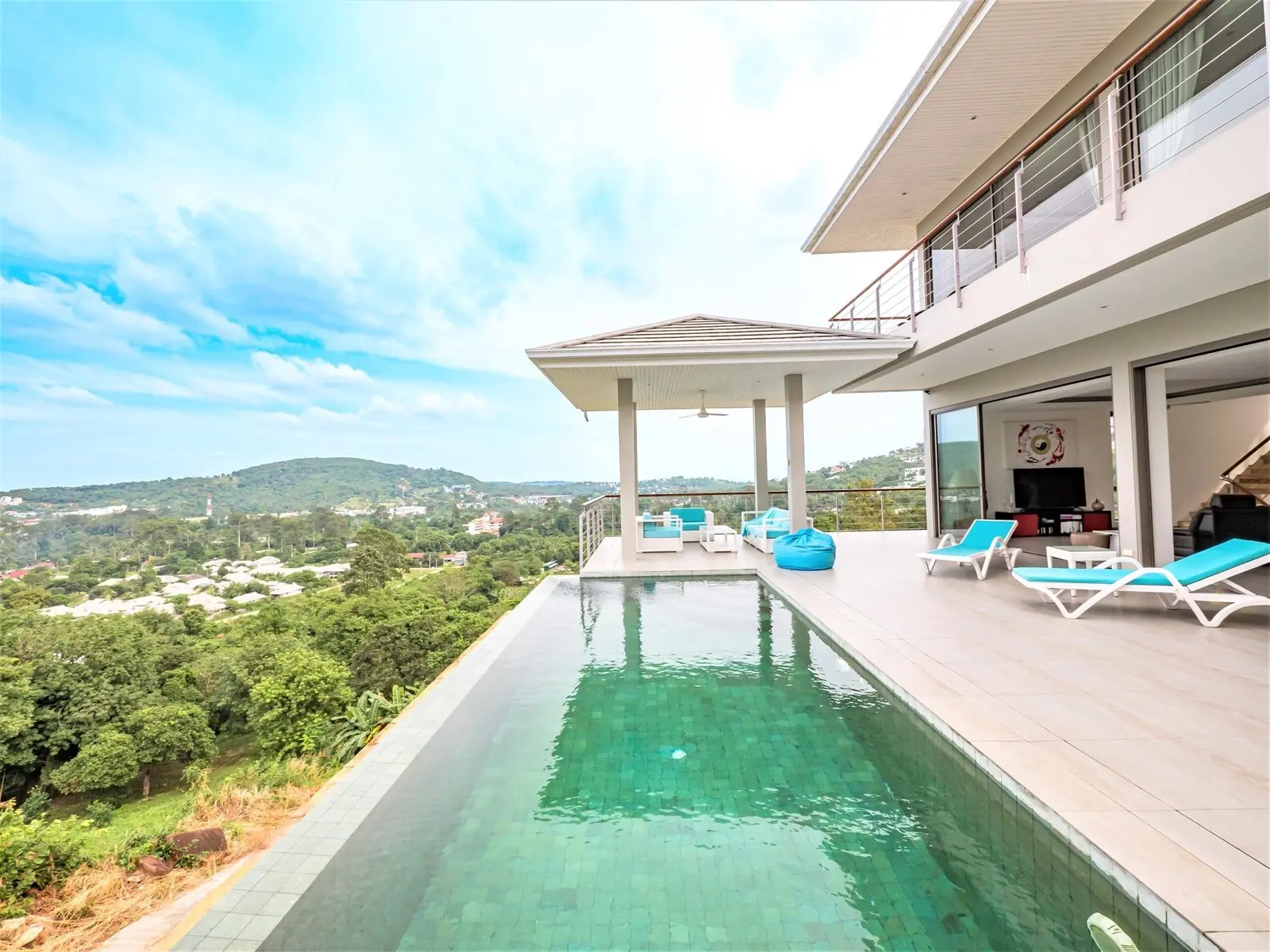 3 Bedrooms Villa in Bophut Koh Samui " Freehold"