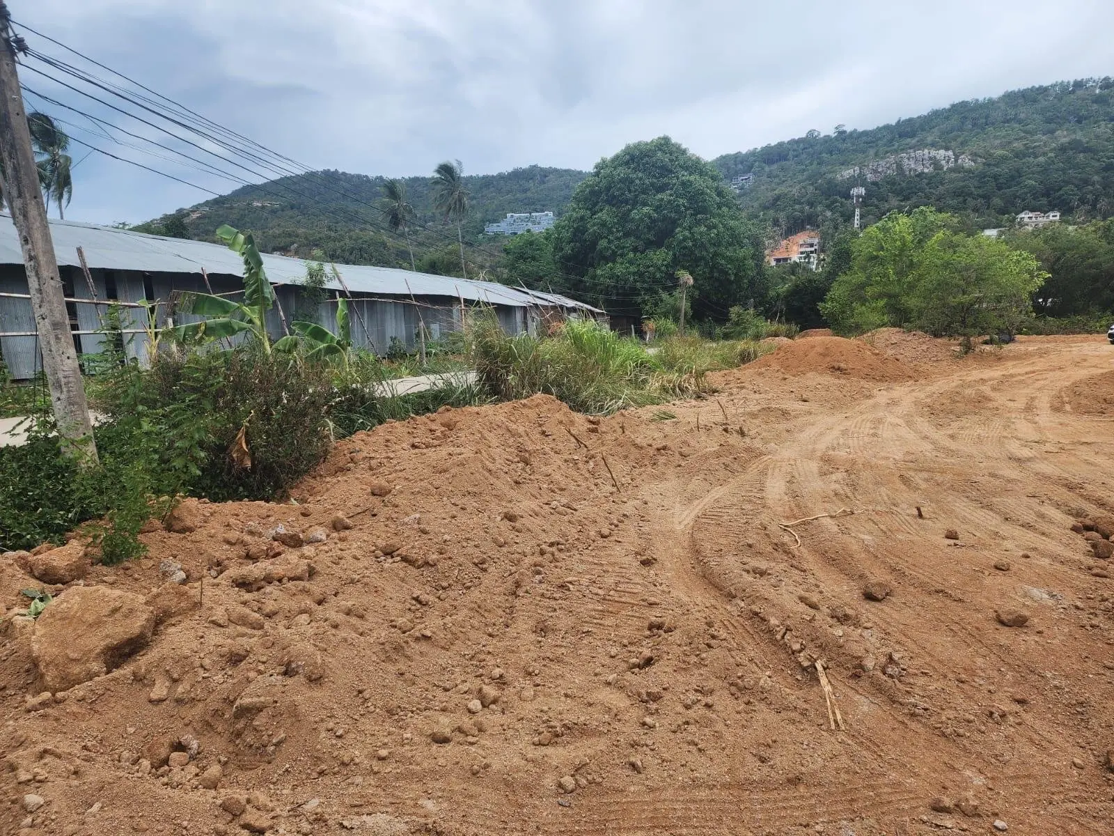 优质海边土地出售：距苏梅岛迷人的邦坡海滩仅160米 苏梅岛