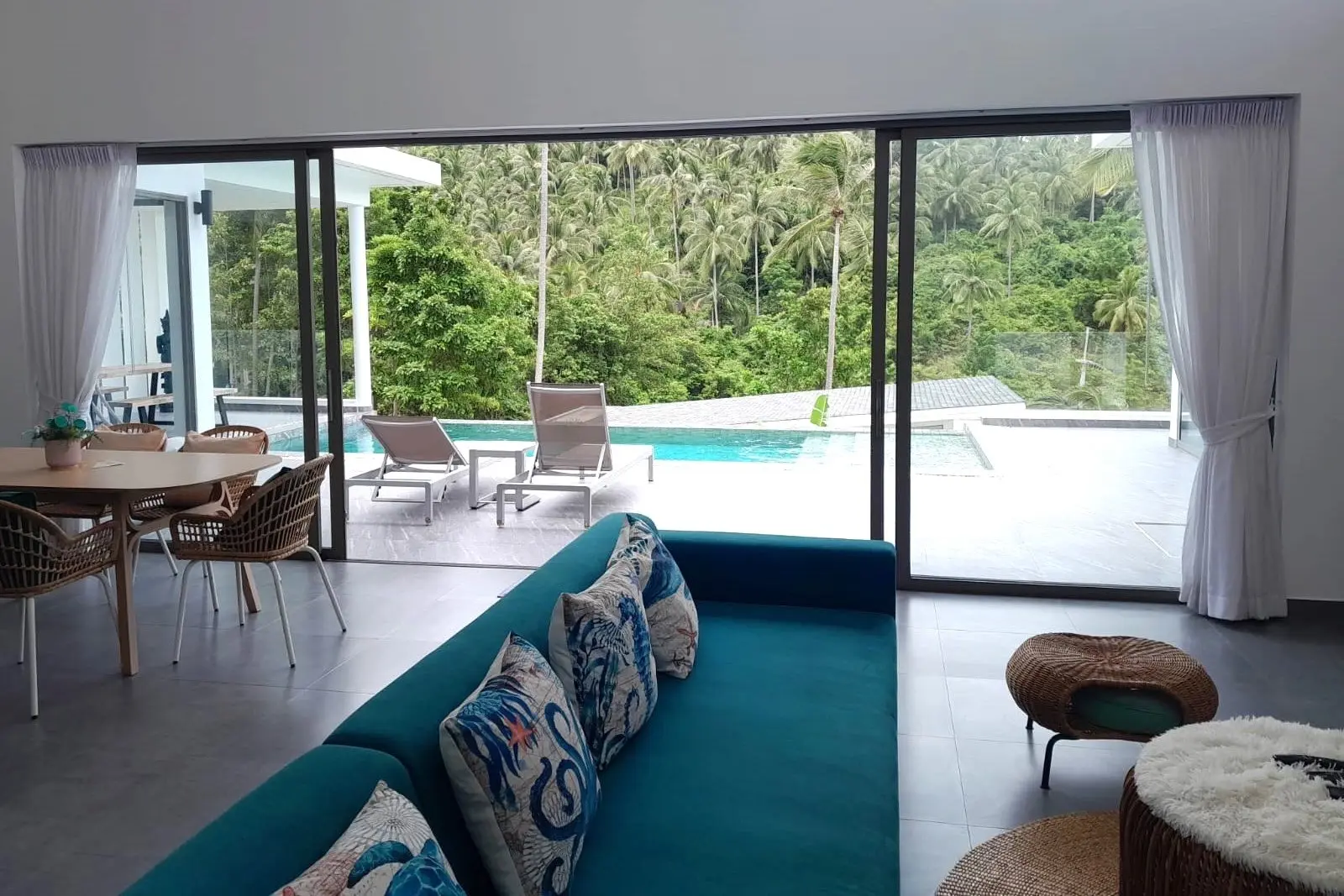 3 Bedrooms Villa in Chaweng Noi Koh Samui "RENT"