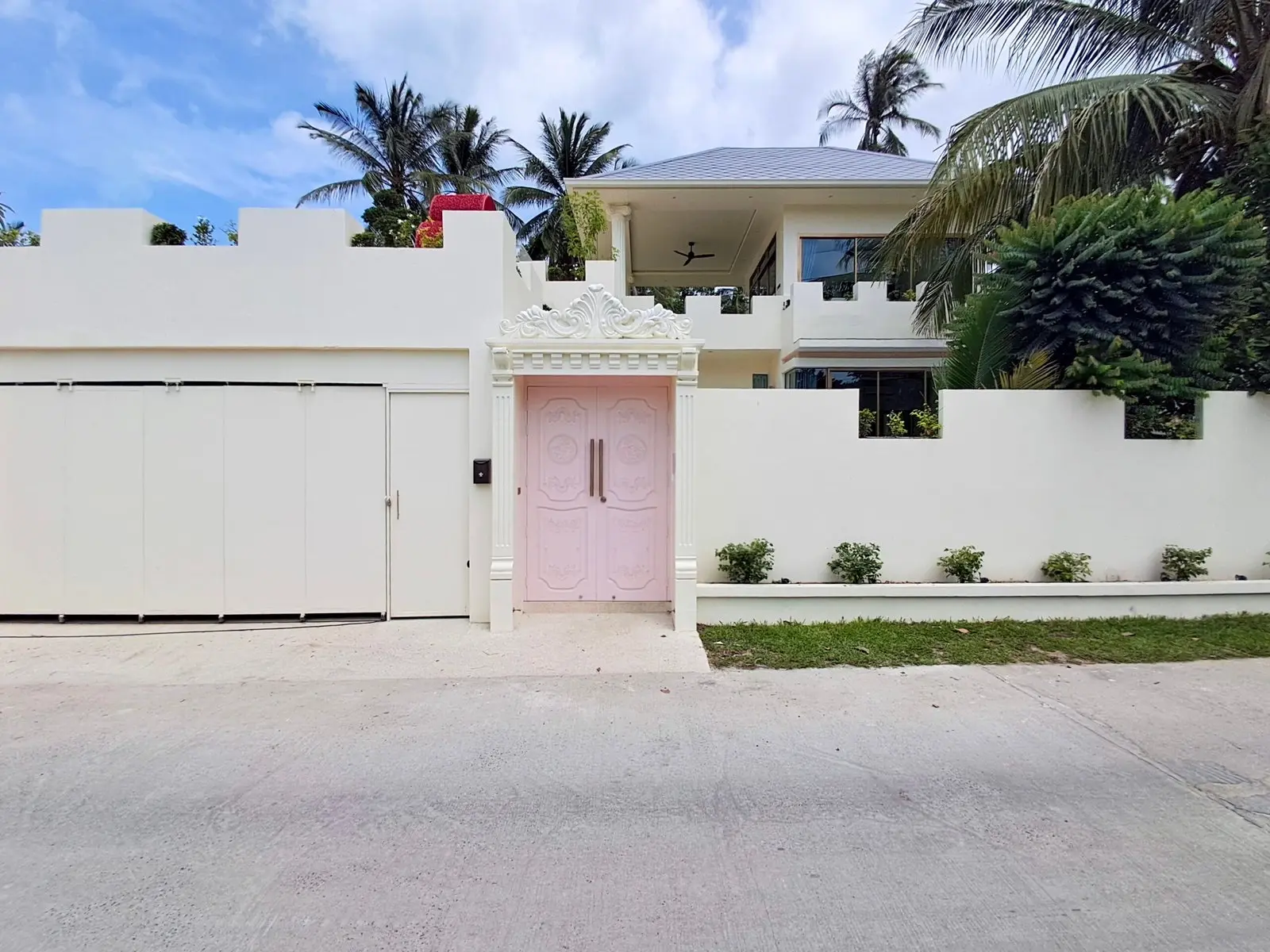 Magnifique villa avec piscine de 3 chambres, meublée, à Laemsor Koh Samui Plein propriétaire