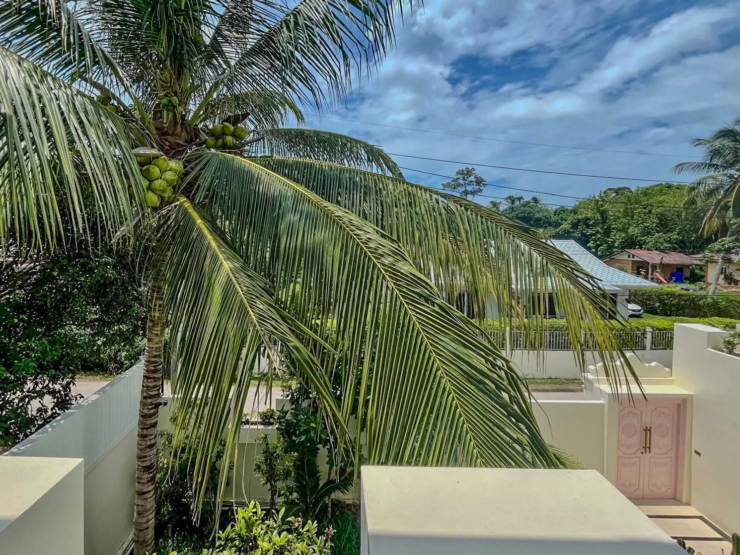 Magnifique villa avec piscine de 3 chambres, meublée, à Laemsor Koh Samui Plein propriétaire