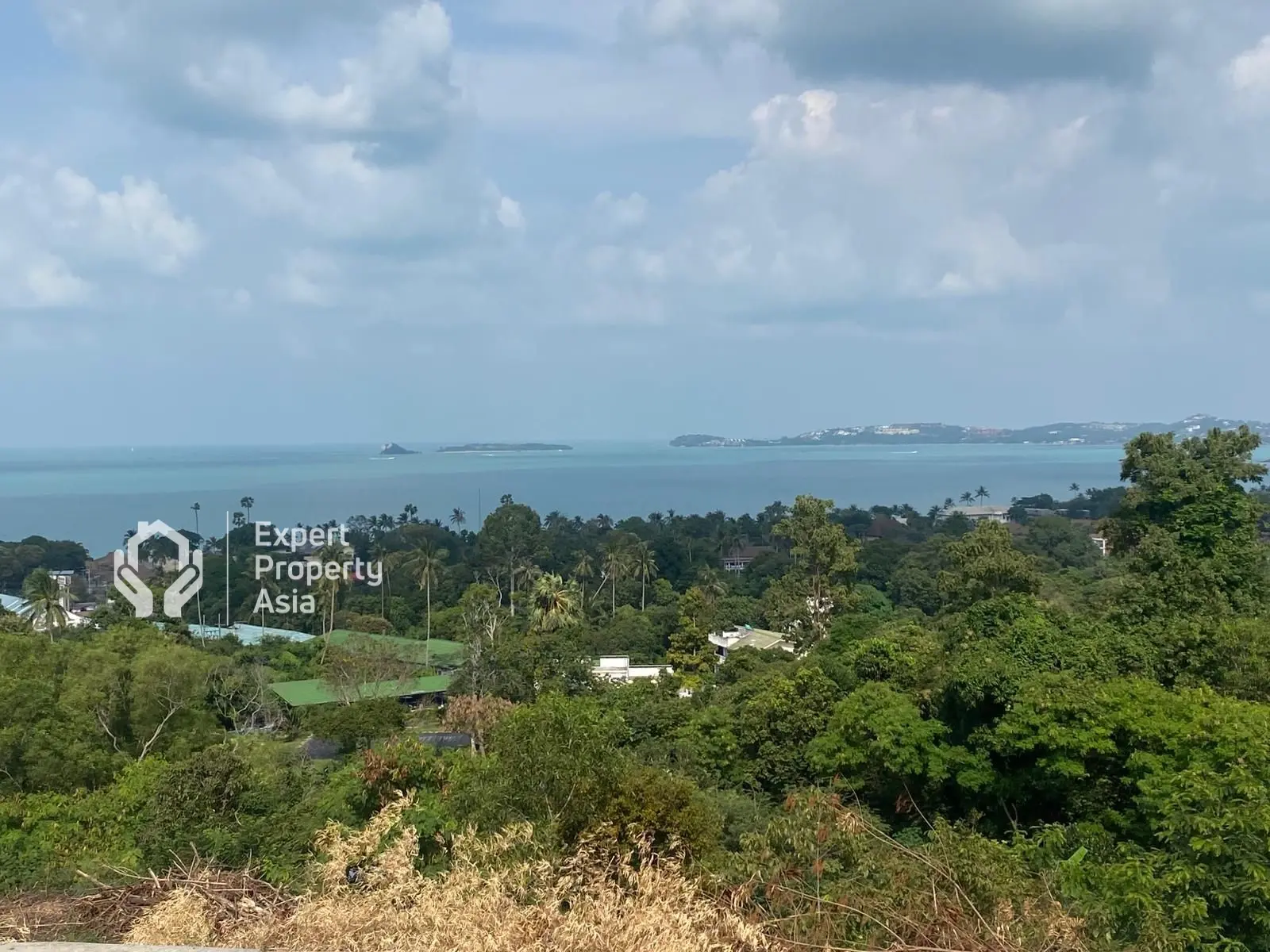 "Beautiful 800 m² Plot with Breathtaking Sea Views – Maenam, Koh Samui"