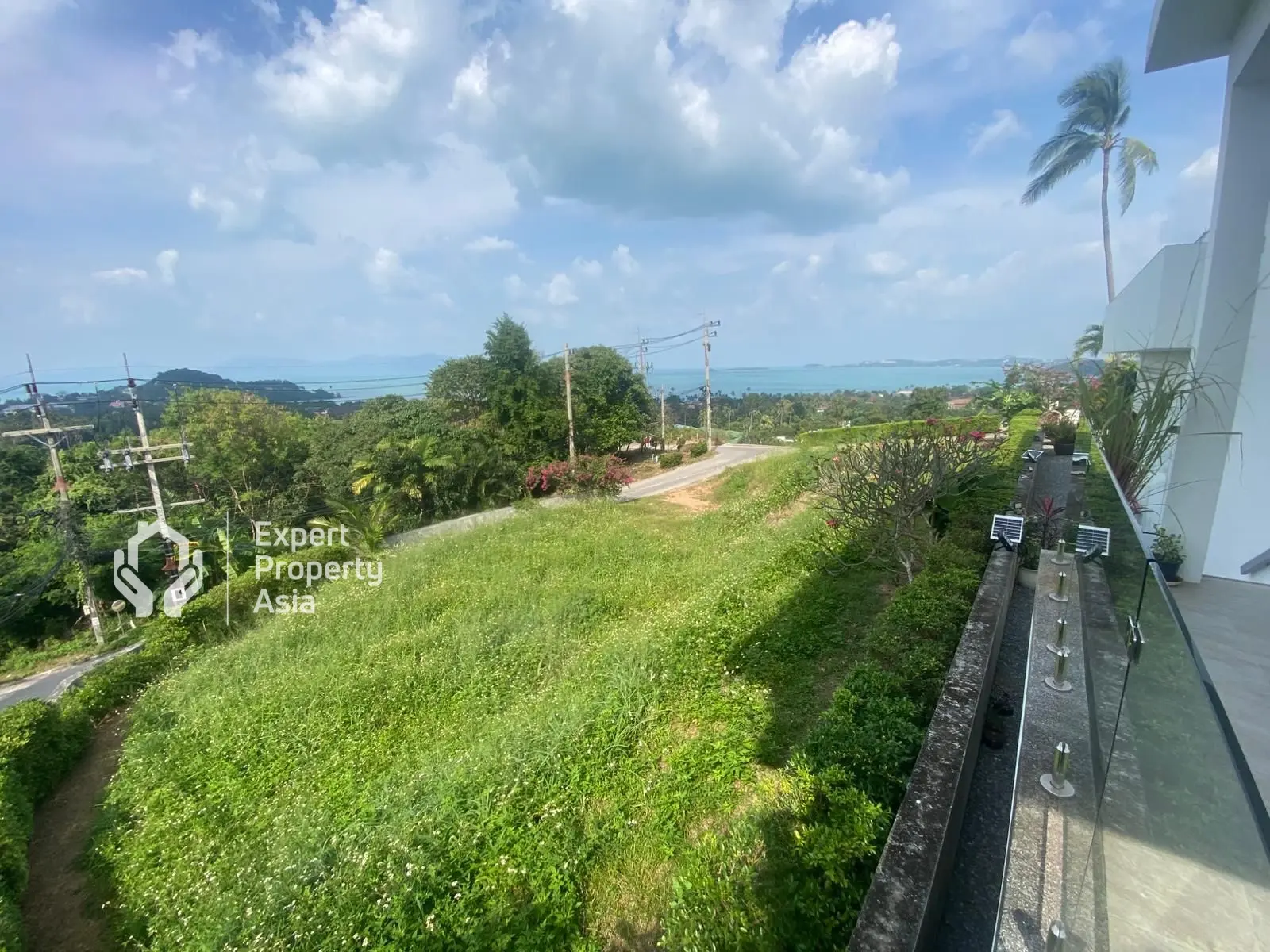 "Beautiful 800 m² Plot with Breathtaking Sea Views – Maenam, Koh Samui"