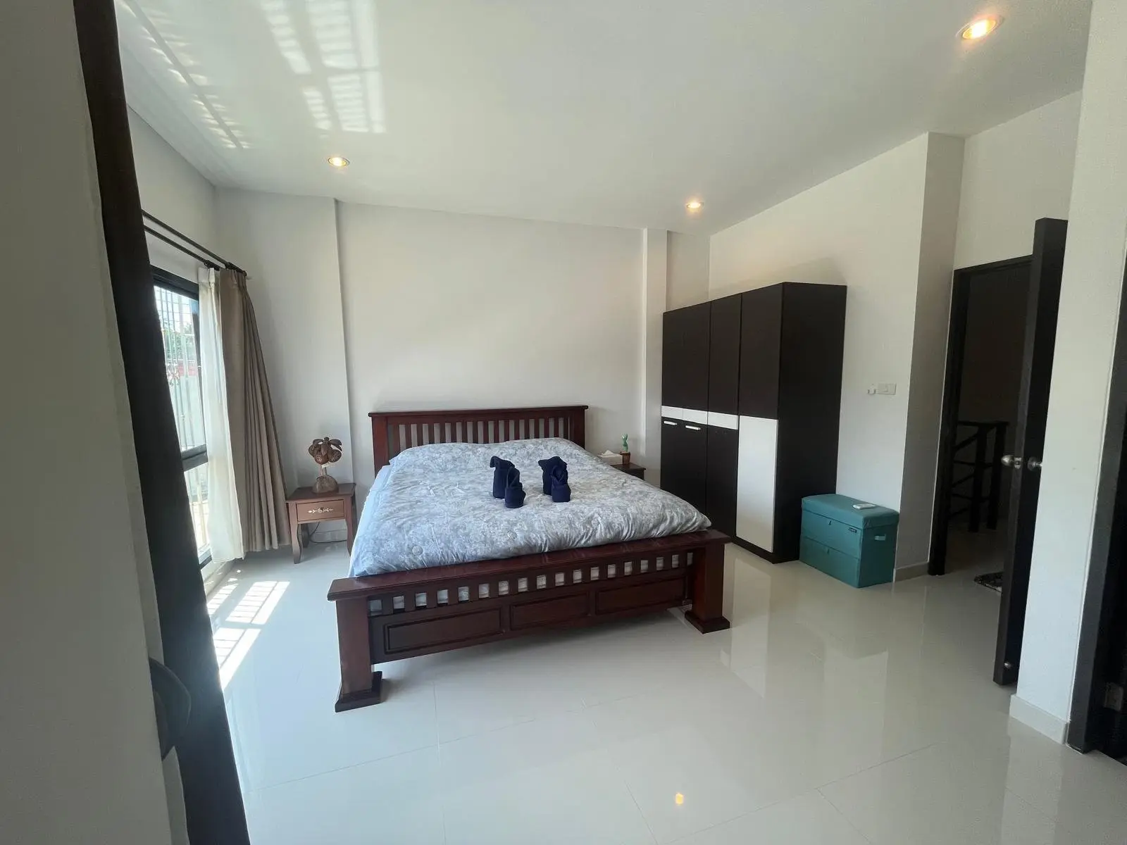 Hot Property Alert! 2 bedrooms,2-Storey House with Pool in Maenam Koh Samui