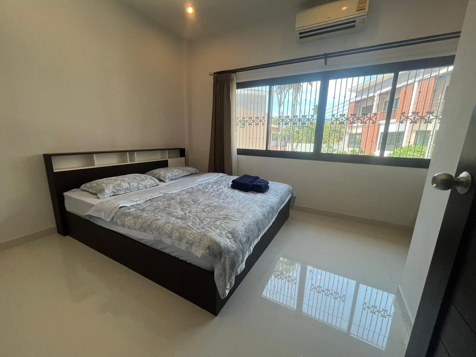 Hot Property Alert! 2 bedrooms,2-Storey House with Pool in Maenam Koh Samui