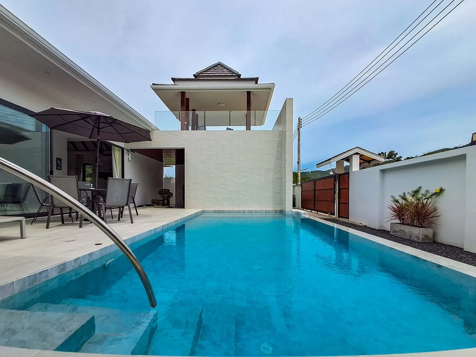 3 CH Villa avec piscine près de la plage à Namueng Koh Samui Type A