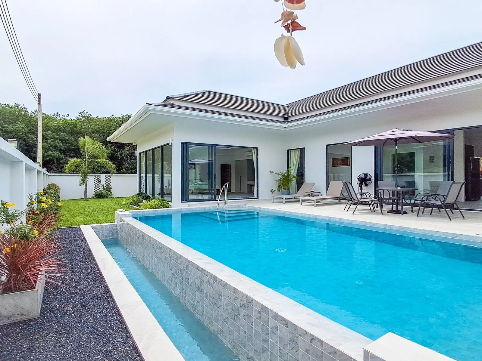 3 CH Villa avec piscine près de la plage à Namueng Koh Samui Type A