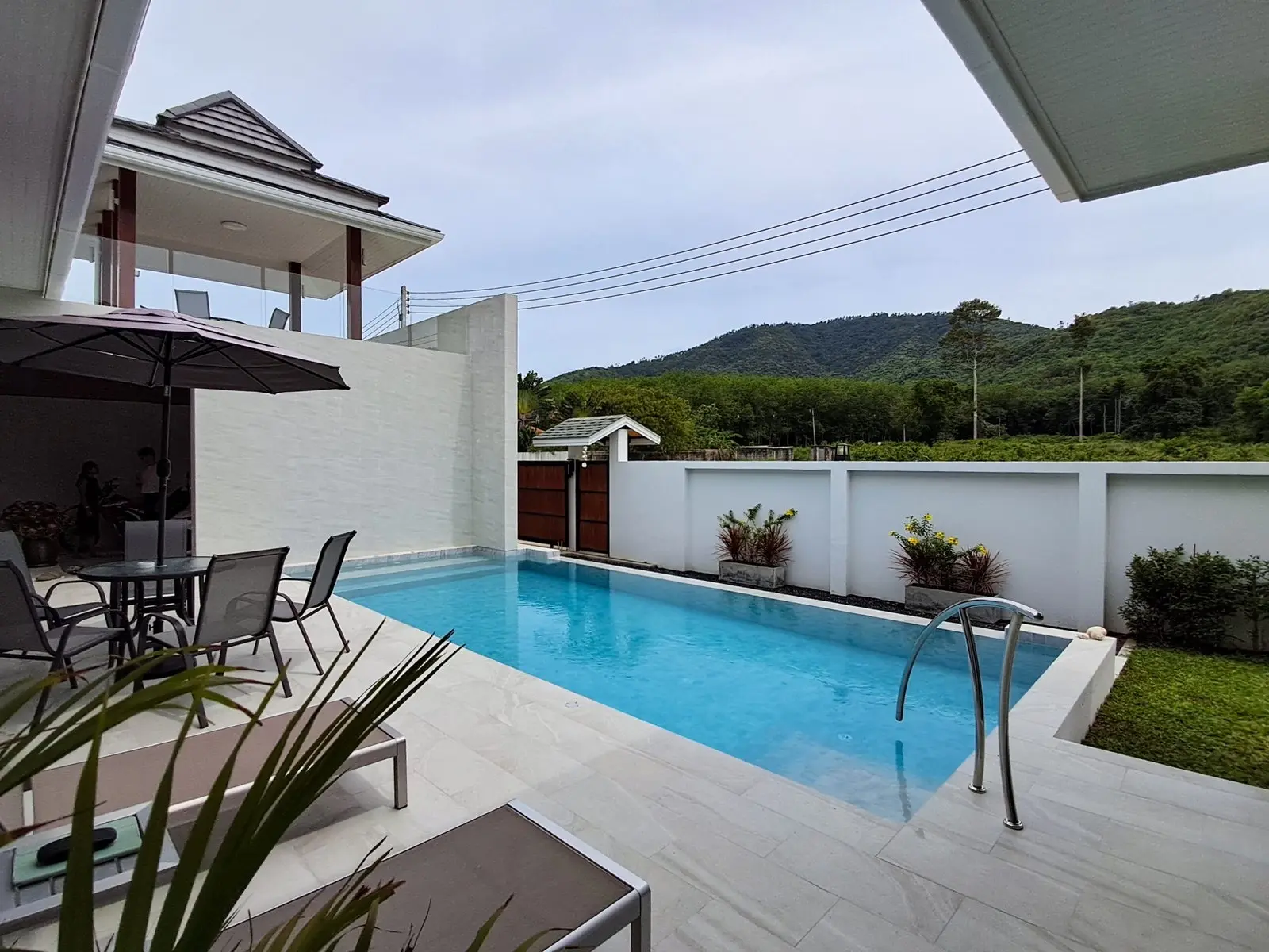 3 CH Villa avec piscine près de la plage à Namueng Koh Samui Type A