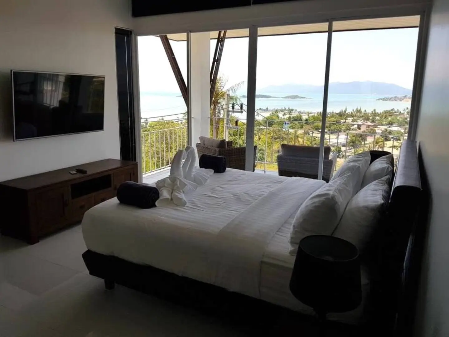 2 BR Seaside Studio Retreat in Choengmon Koh Samui