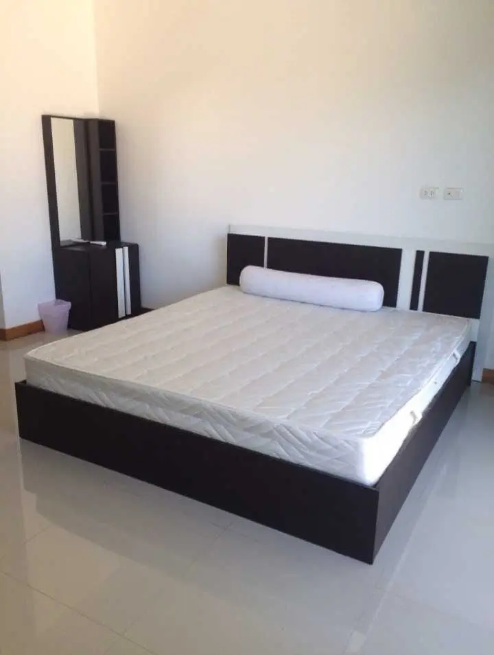 2 Bedrooms Townhome in Bophut Koh Samui