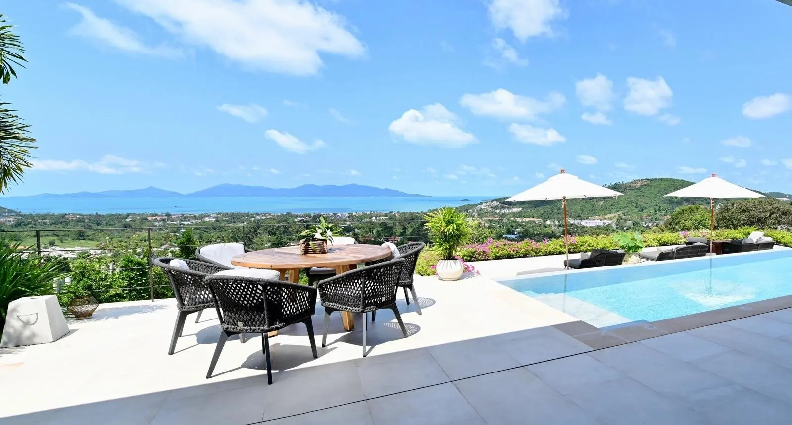 Luxury 3-Bedroom Villa with Stunning Views and Modern Amenities in Bophut, Koh Samui