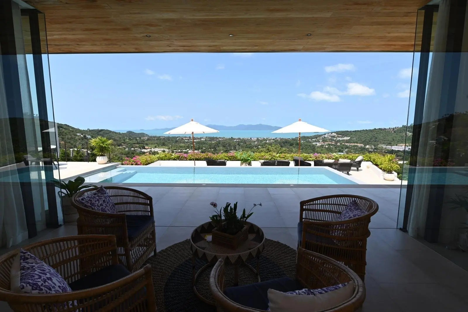 Luxury 3-Bedroom Villa with Stunning Views and Modern Amenities in Bophut, Koh Samui