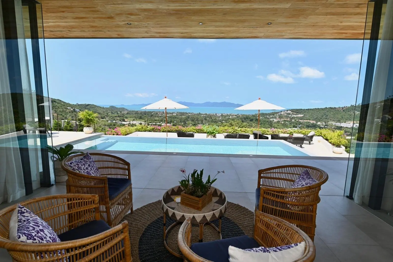 Luxury 3-Bedroom Villa with Stunning Views and Modern Amenities in Bophut, Koh Samui